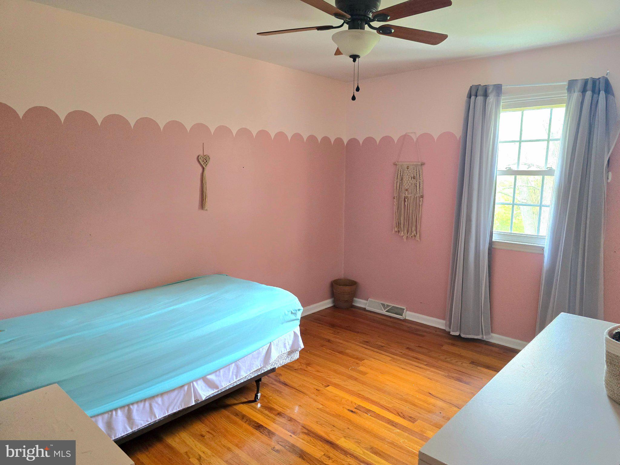 ROLLING MEADOWS - Residential