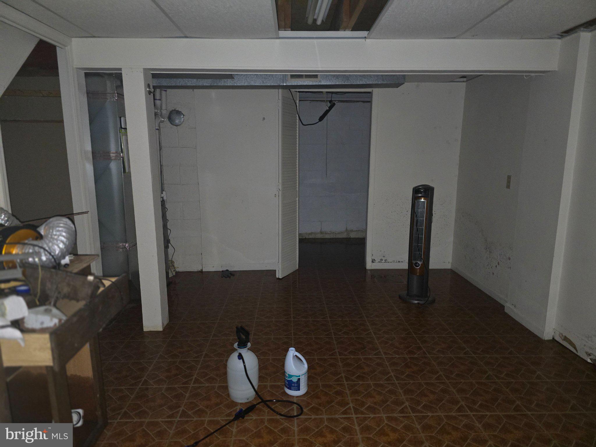 ROLLING MEADOWS - Residential