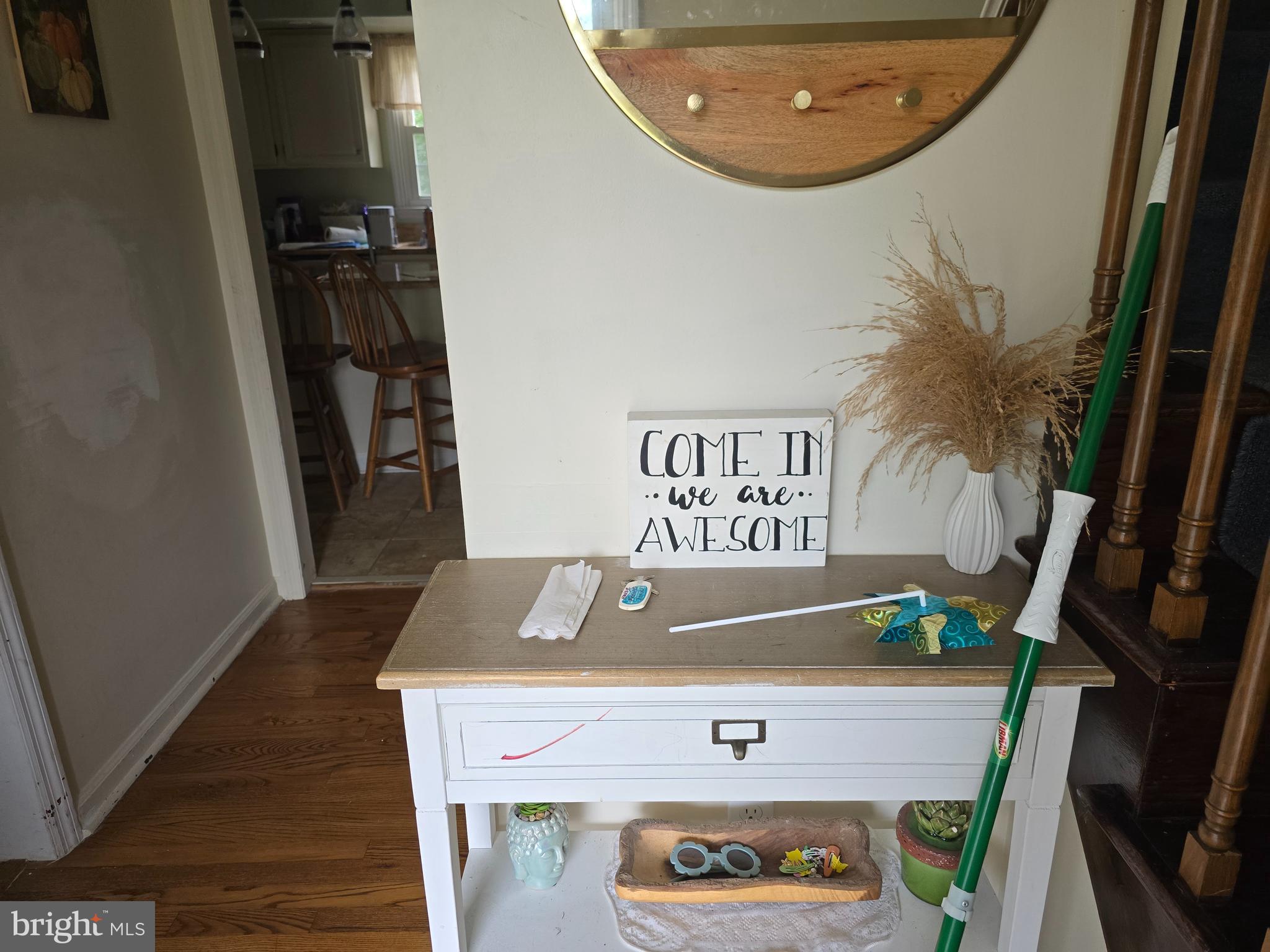 902 CLYDESDALE DRIVE