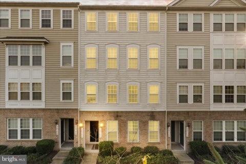 Condo For Sale - 14766 Malloy Court<br/> WOODBRIDGE, VA 22191