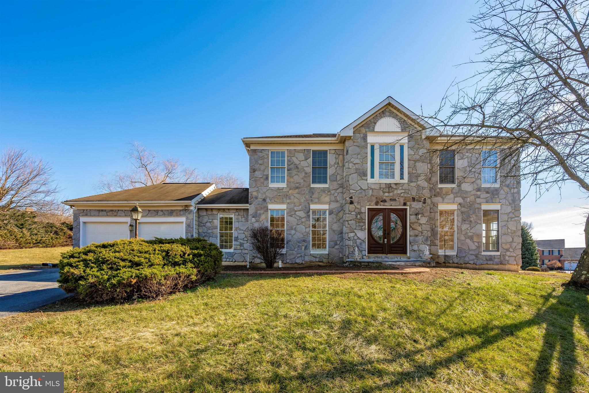 FOXLEIGH MEADOWS - Residential Lease