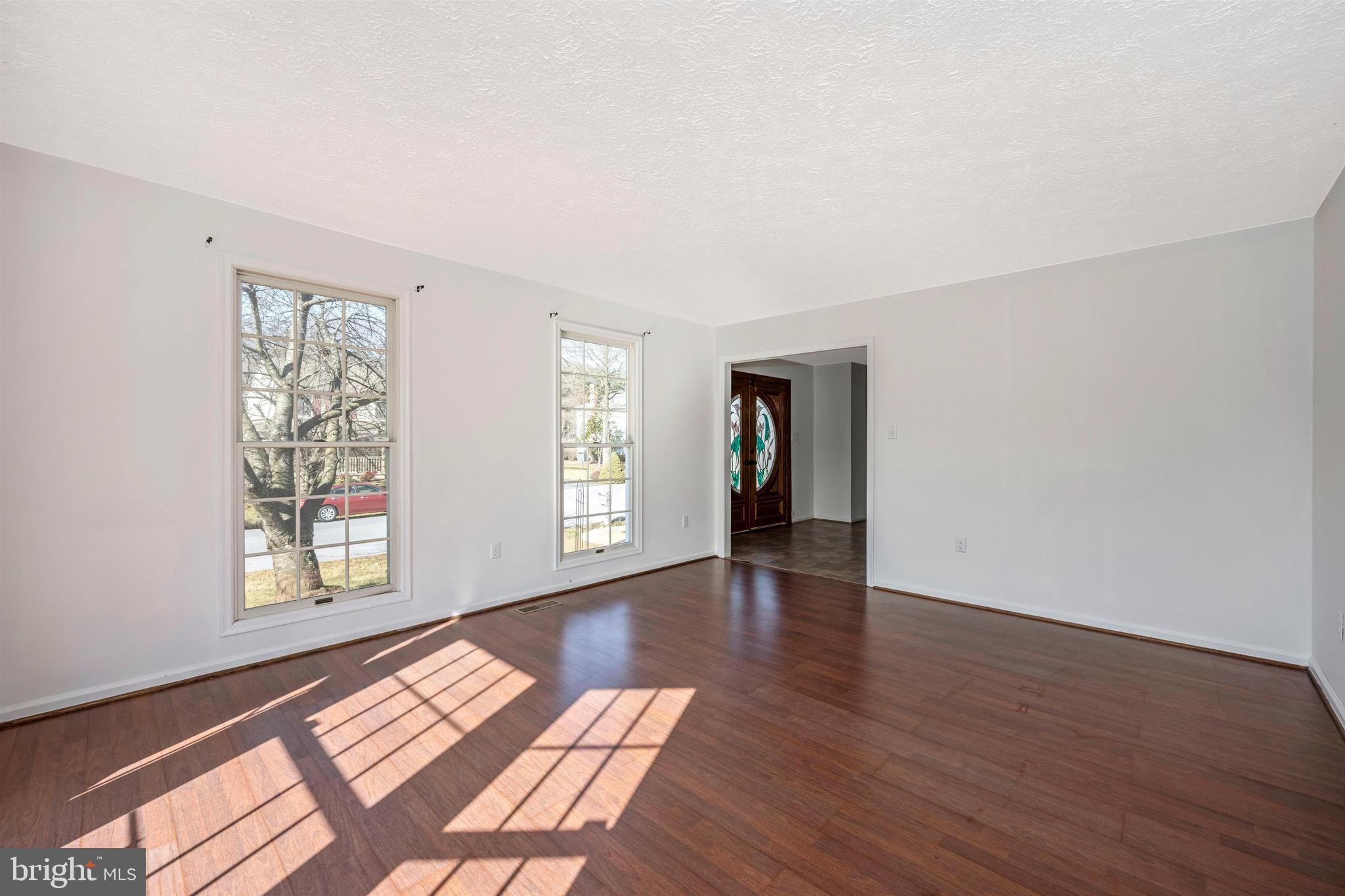 FOXLEIGH MEADOWS - Residential Lease