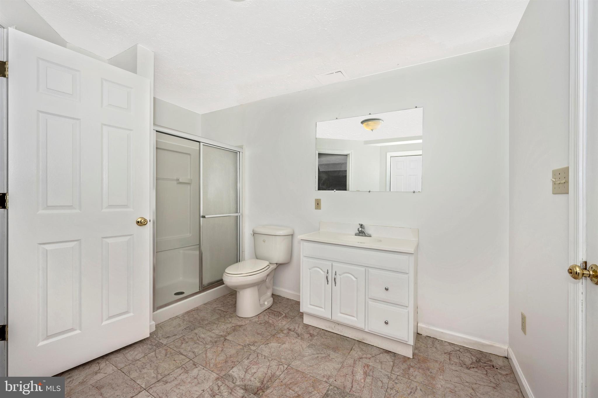 FOXLEIGH MEADOWS - Residential Lease