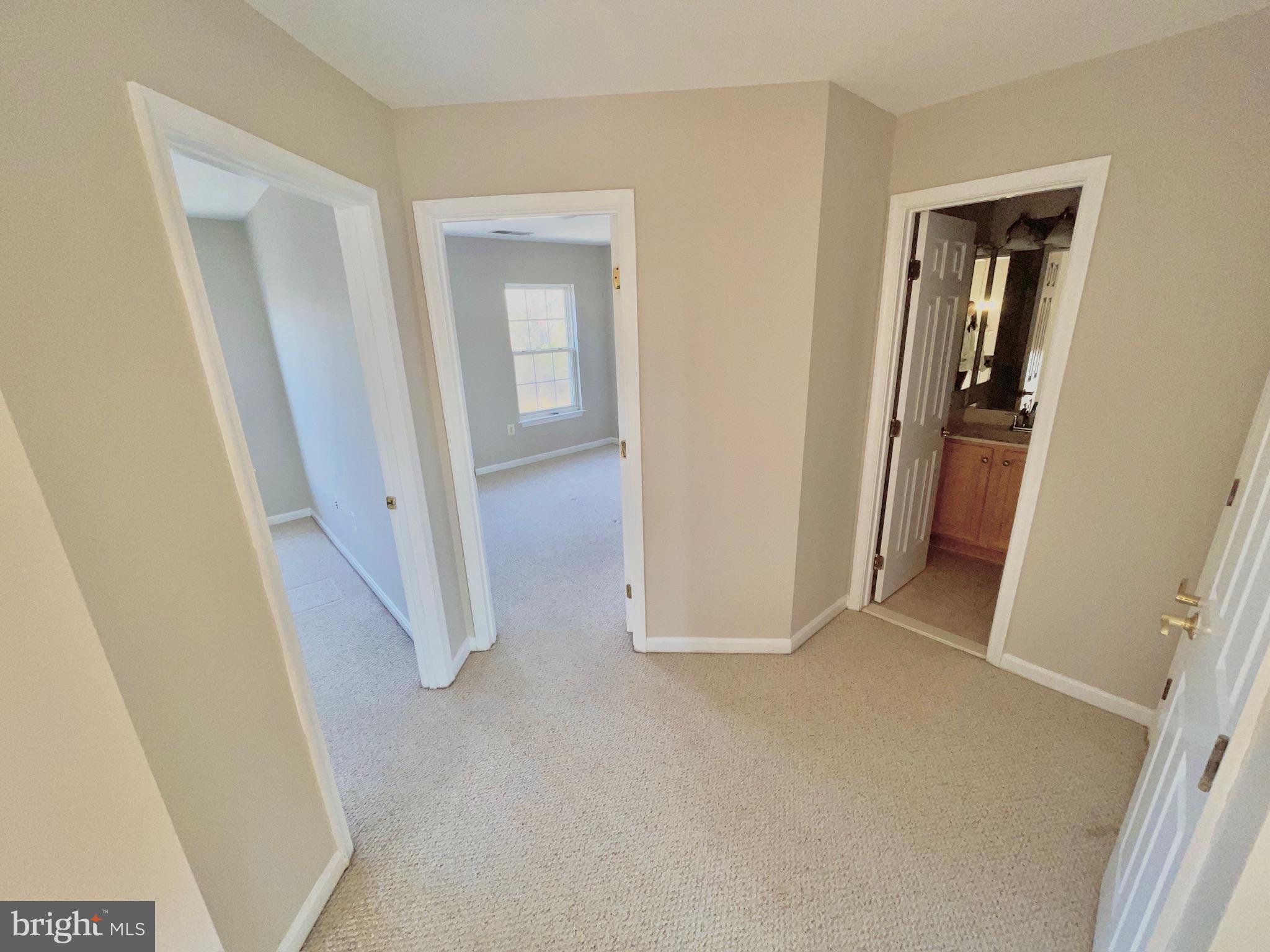 TOWNES OF MANCHESTER WOODS - Residential