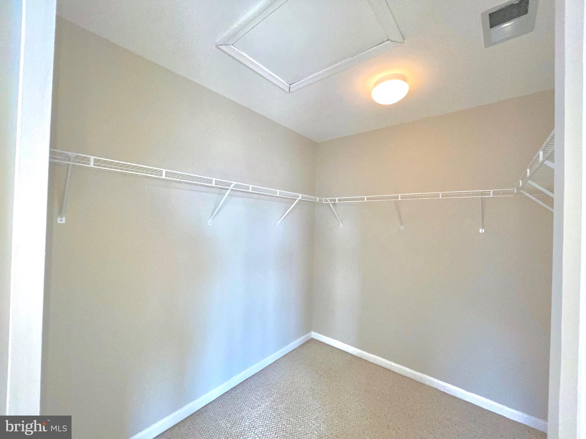 TOWNES OF MANCHESTER WOODS - Residential