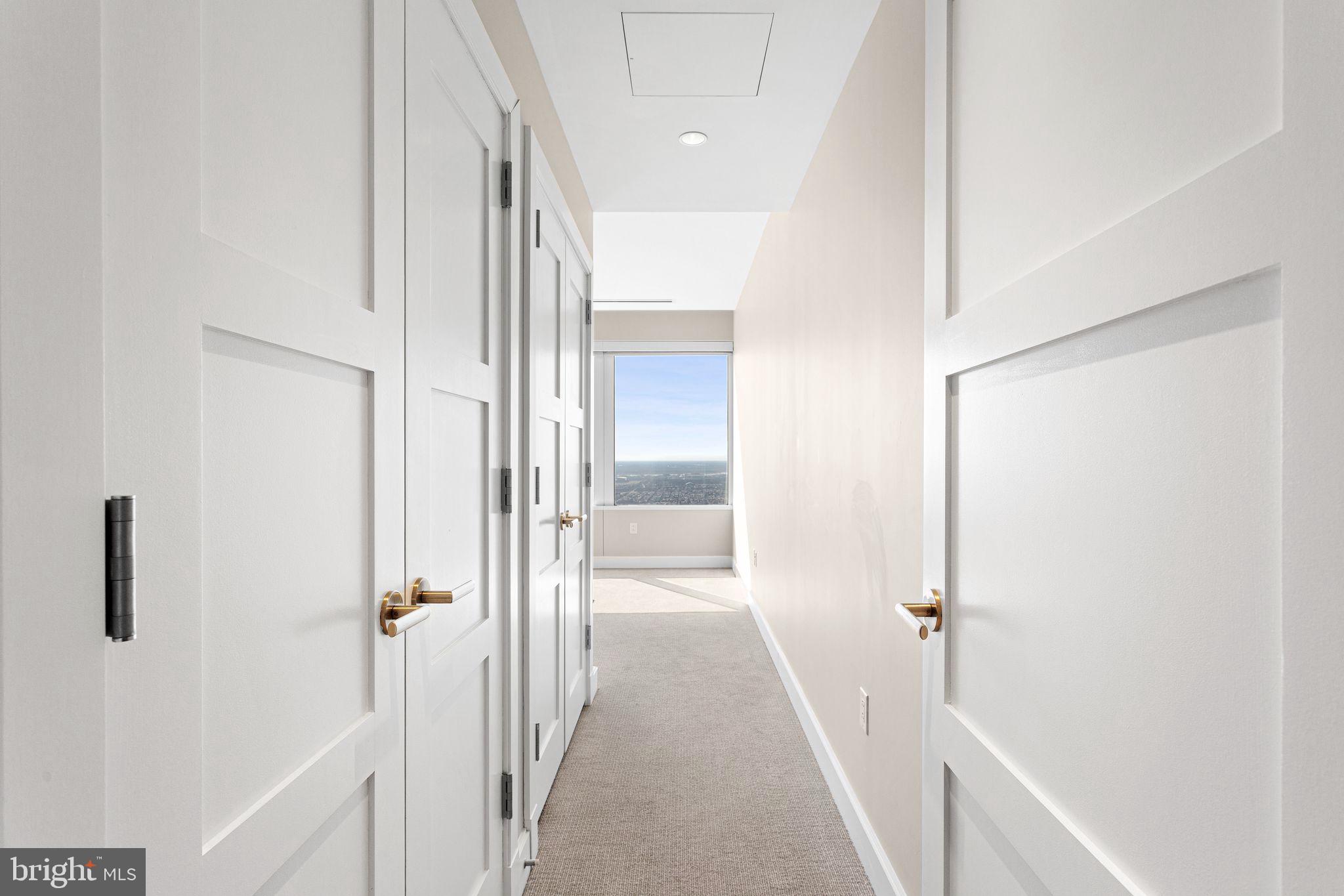 CENTER CITY - Residential