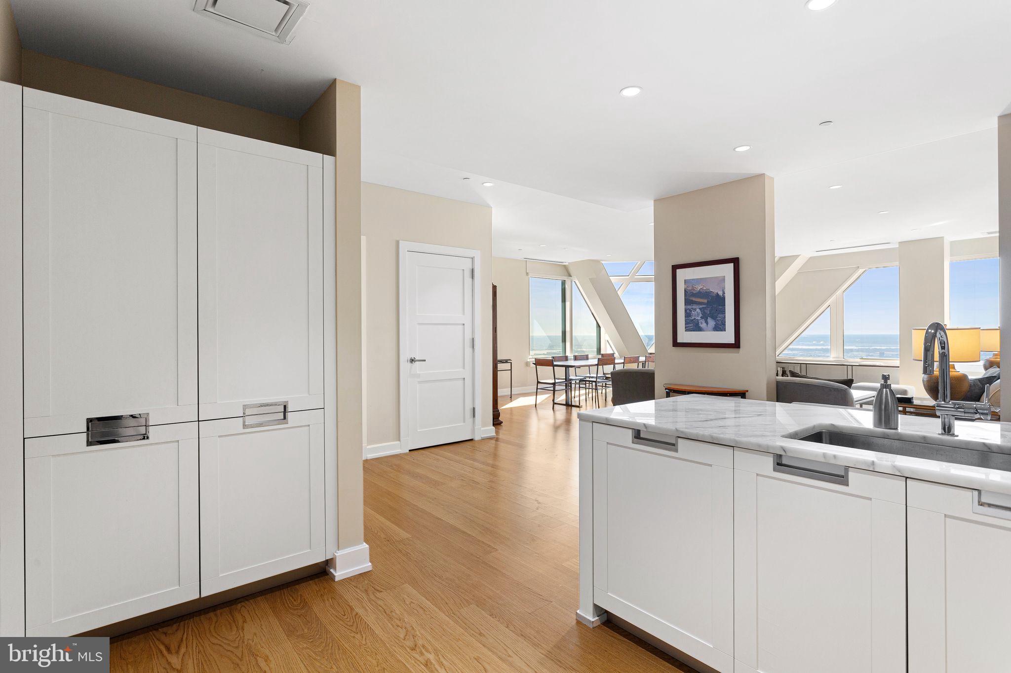 CENTER CITY - Residential