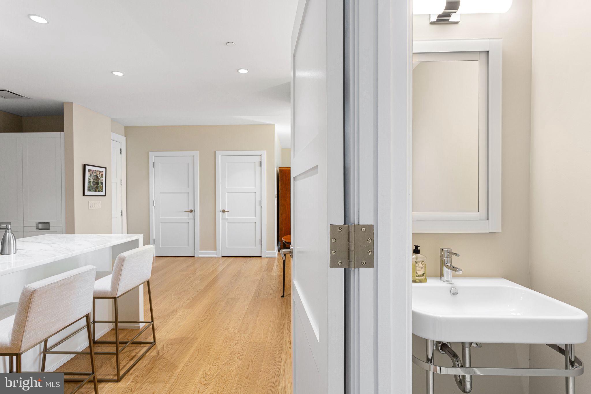 CENTER CITY - Residential