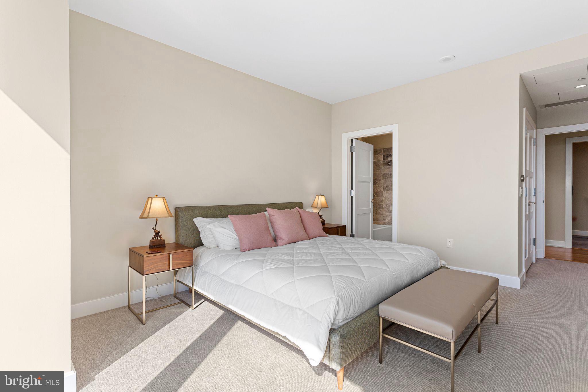 CENTER CITY - Residential