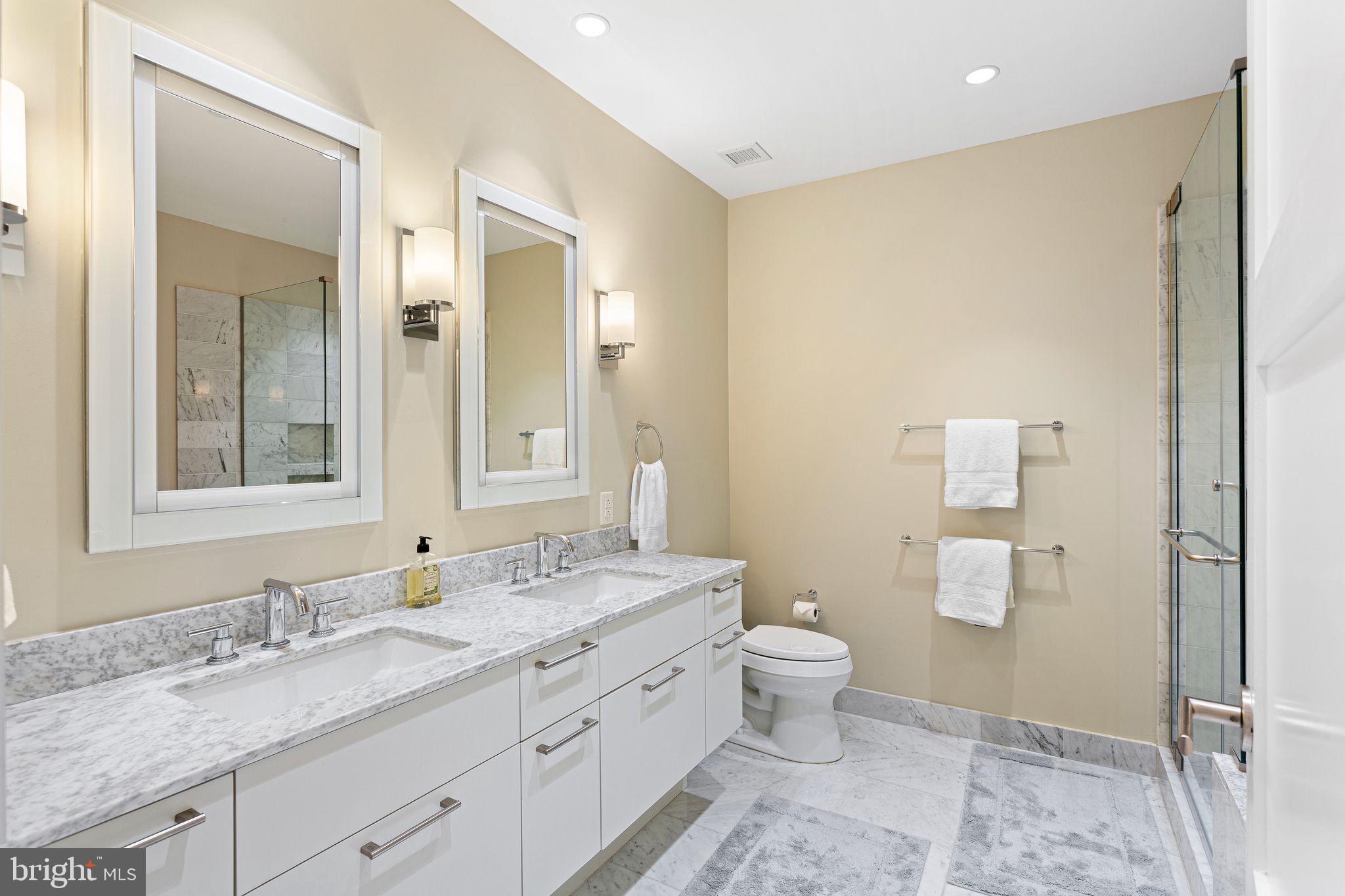 CENTER CITY - Residential