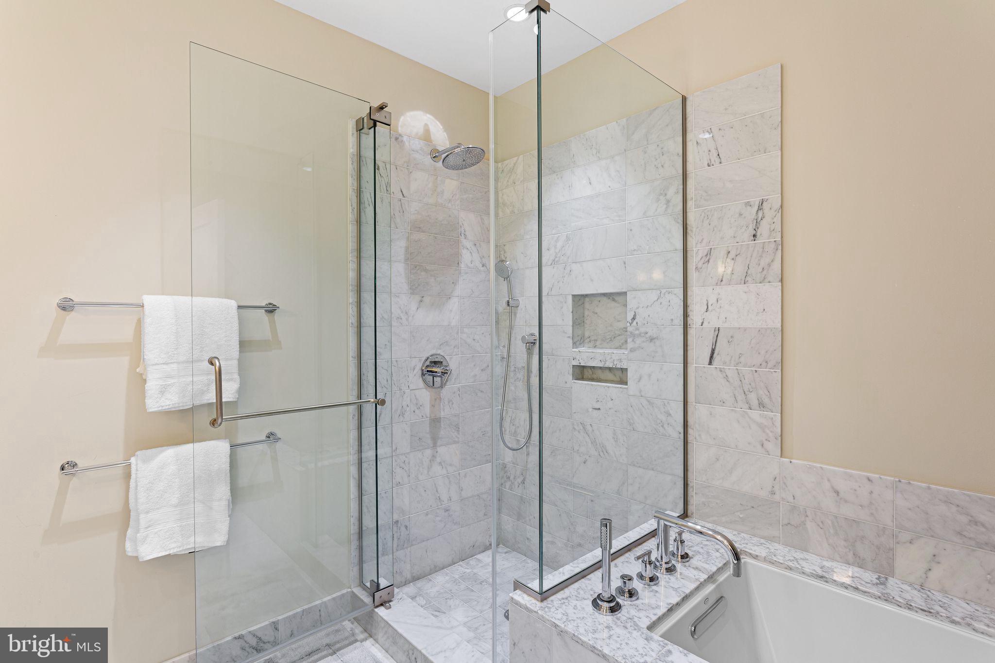 CENTER CITY - Residential