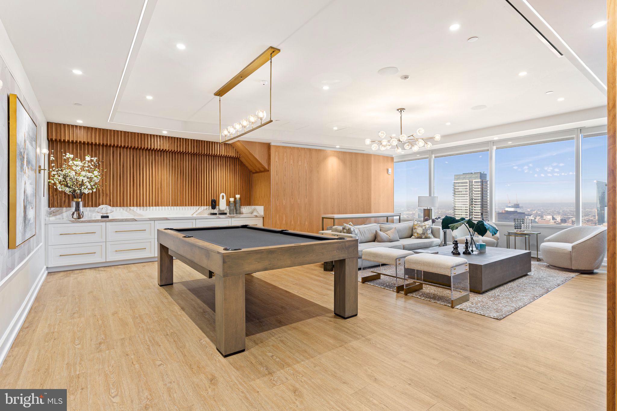 CENTER CITY - Residential