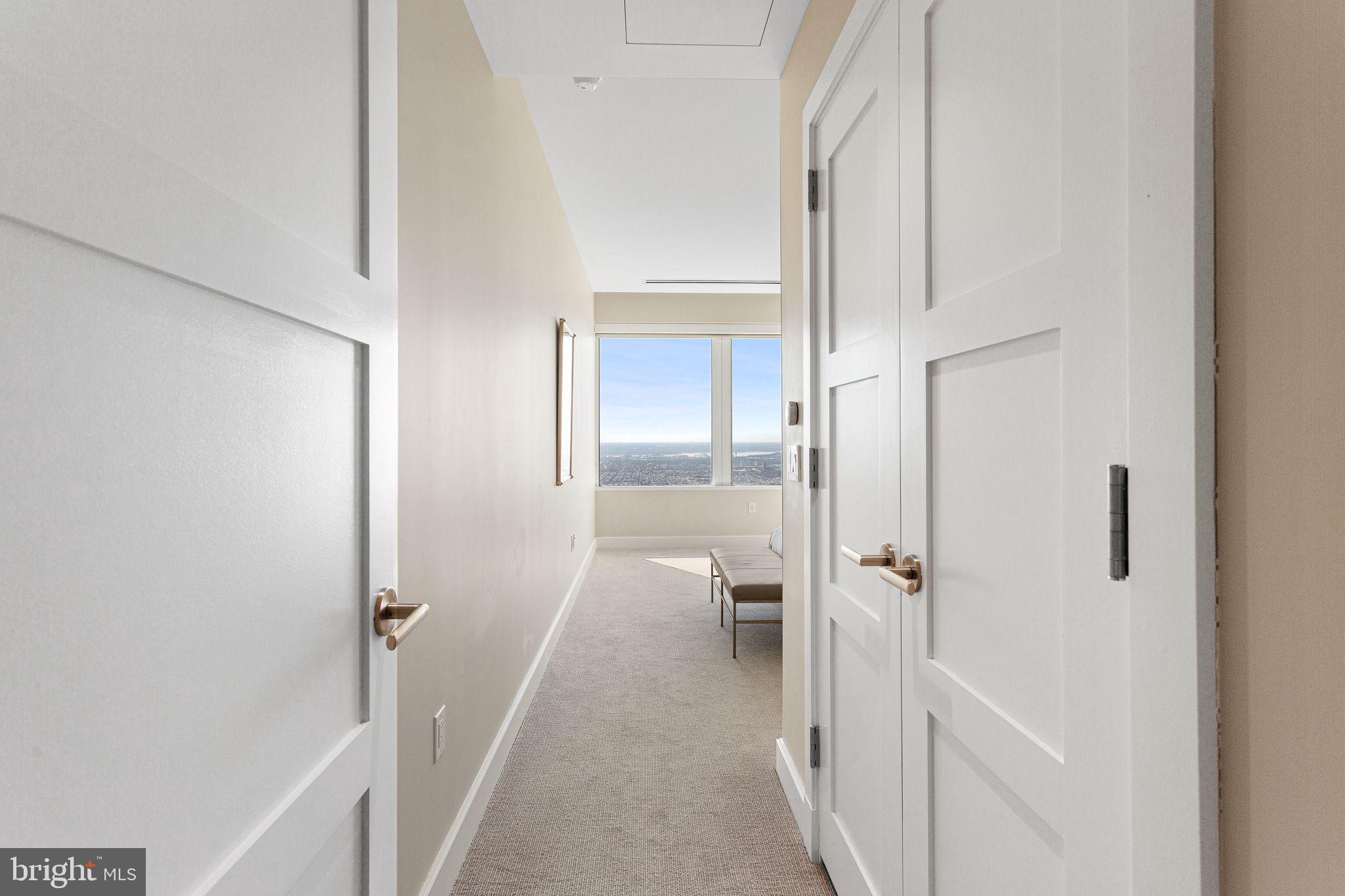 CENTER CITY - Residential