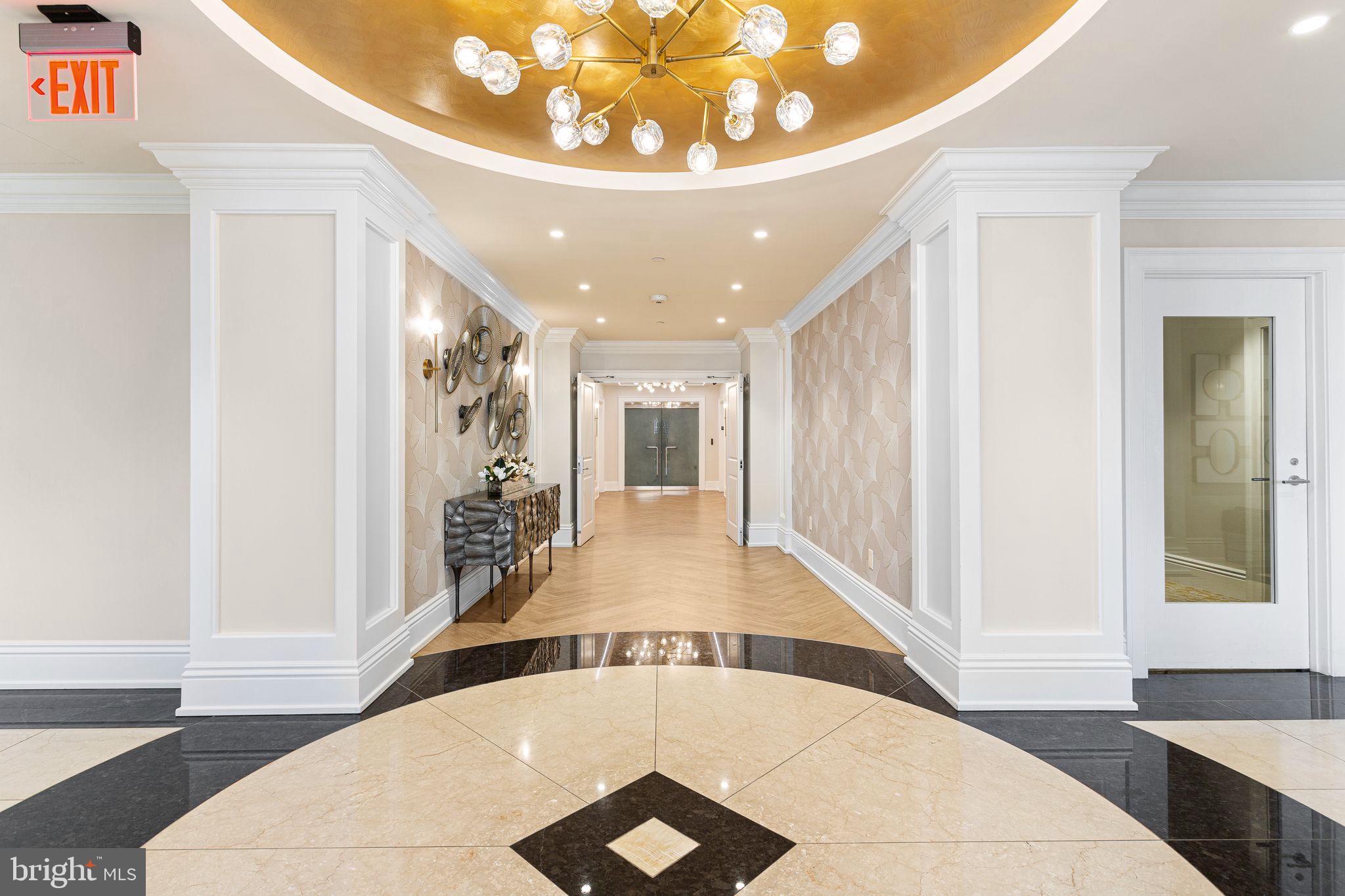 CENTER CITY - Residential