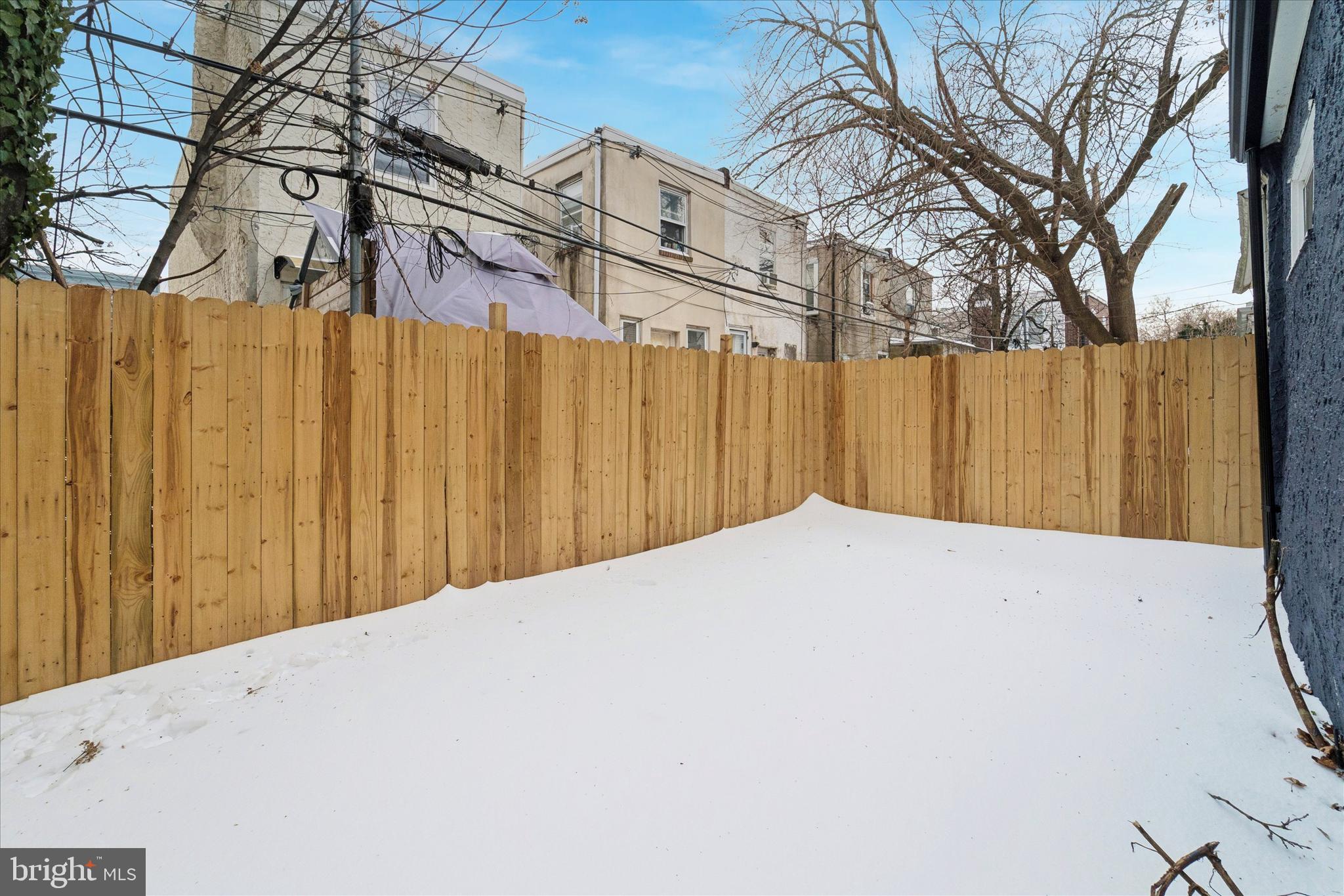 PHILADELPHIA (WEST) - Residential