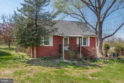 20 CROMBY ROAD PHOENIXVILLE PA 19460
