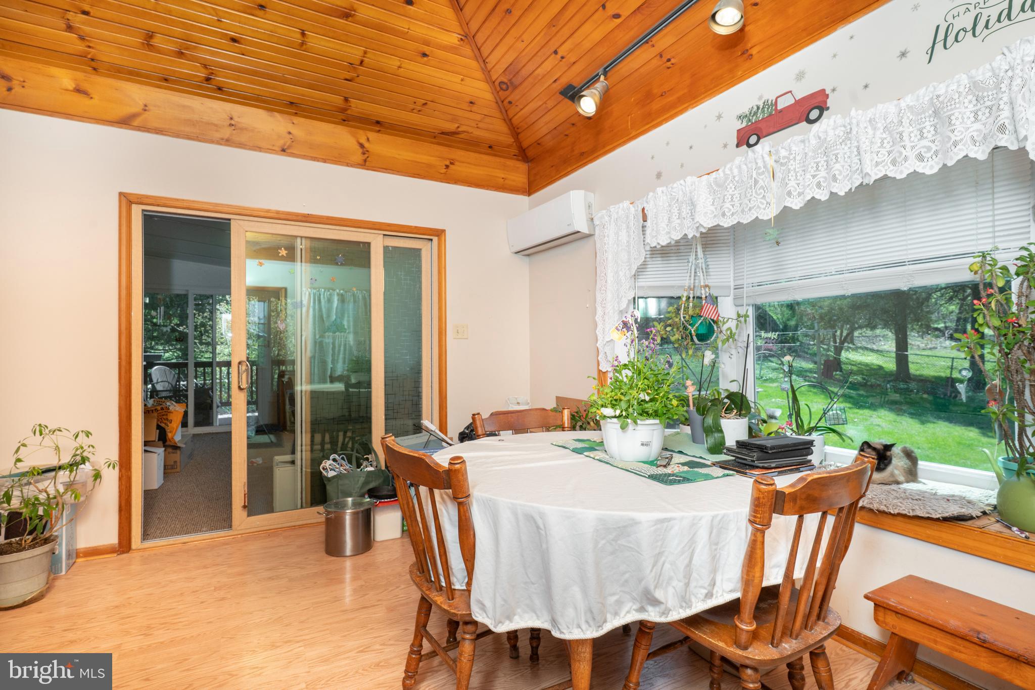 CROMBY - Residential