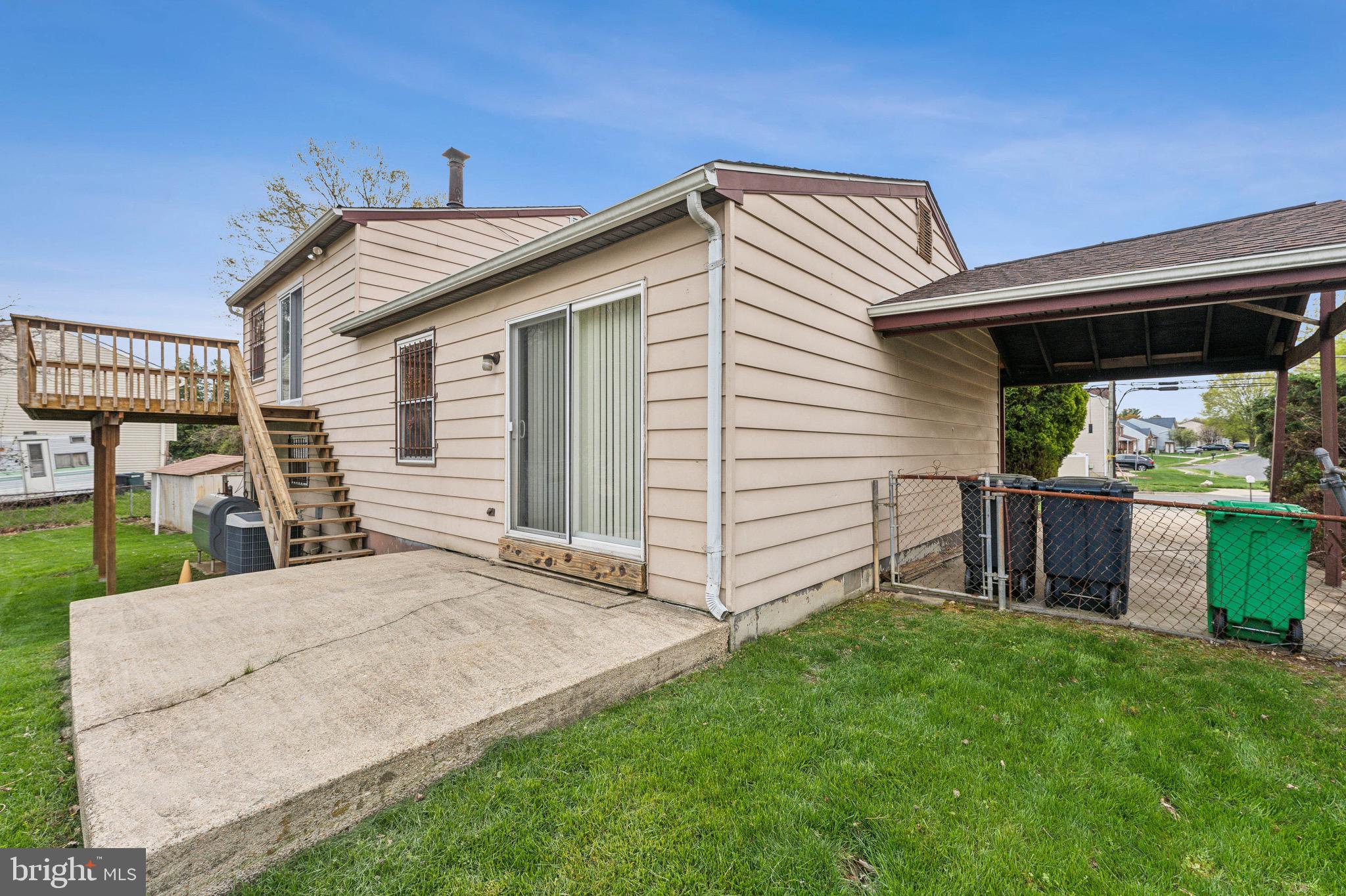 WILLOW HILLS - Residential