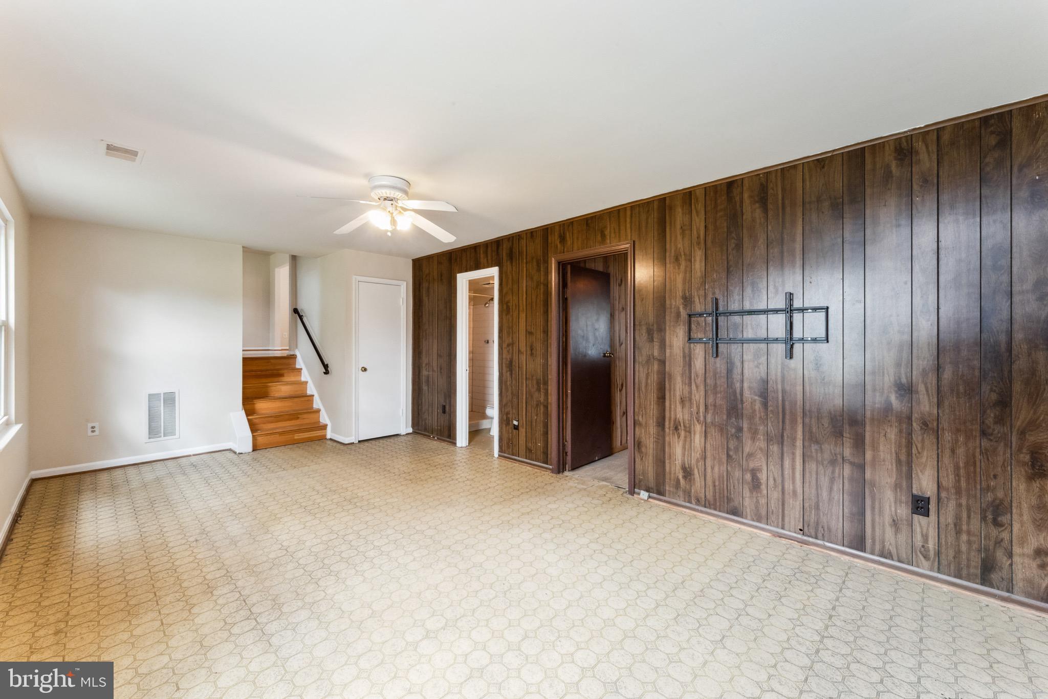 WILLOW HILLS - Residential