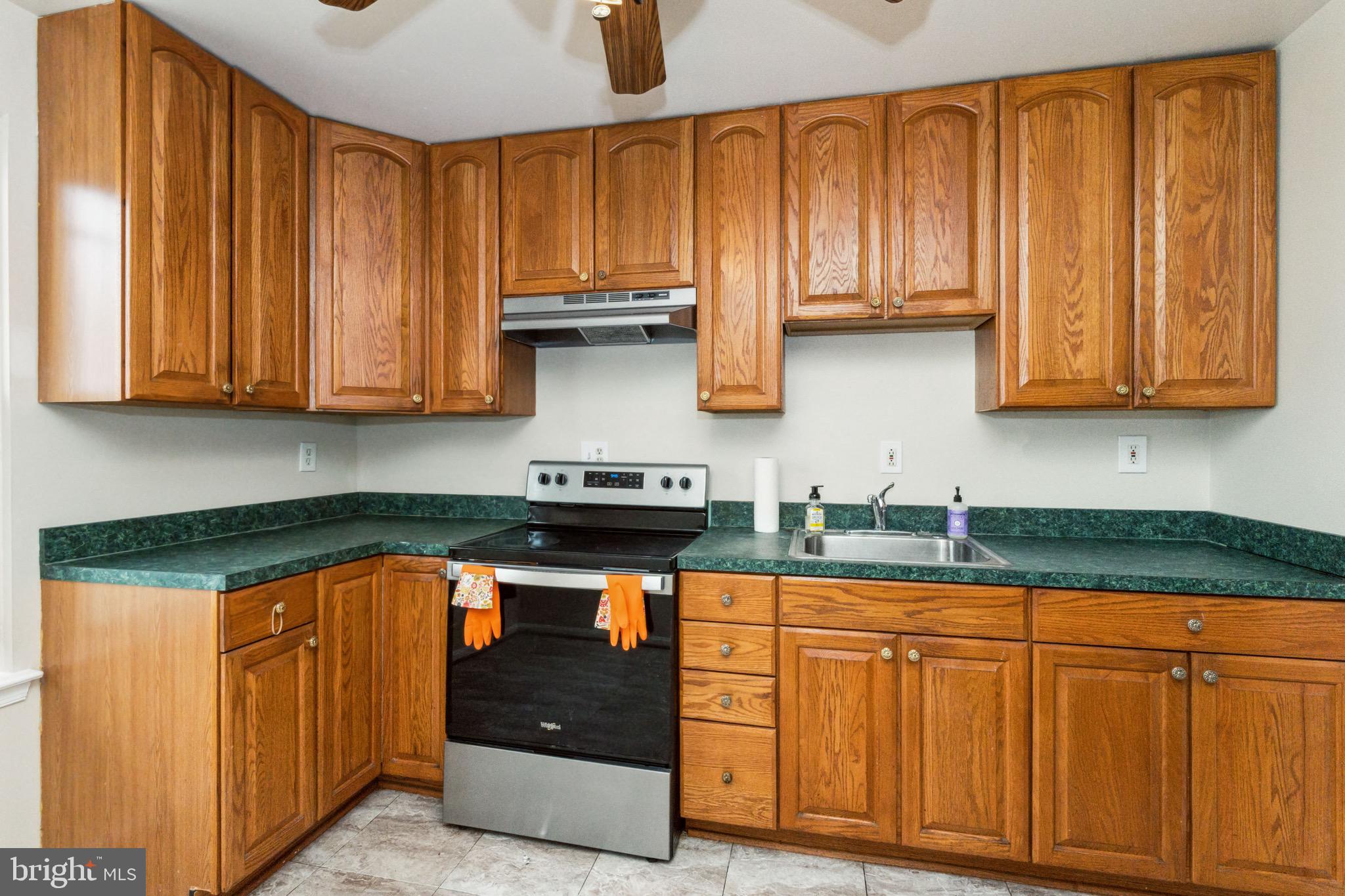 WILLOW HILLS - Residential