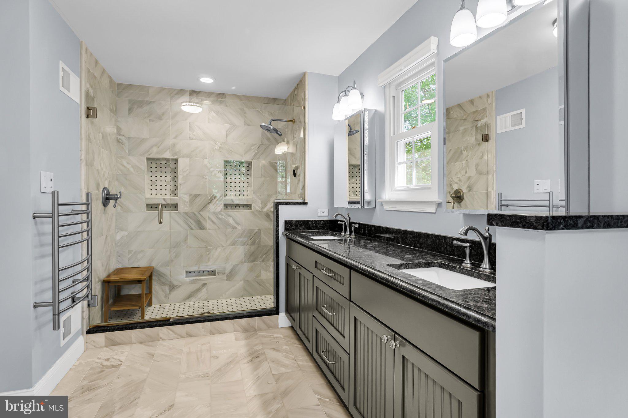 MAPLEFLOWER - Residential