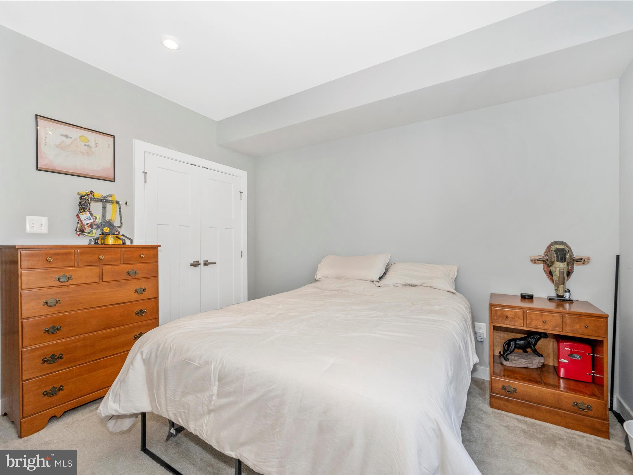 OAKDALE VILLAGE - Residential