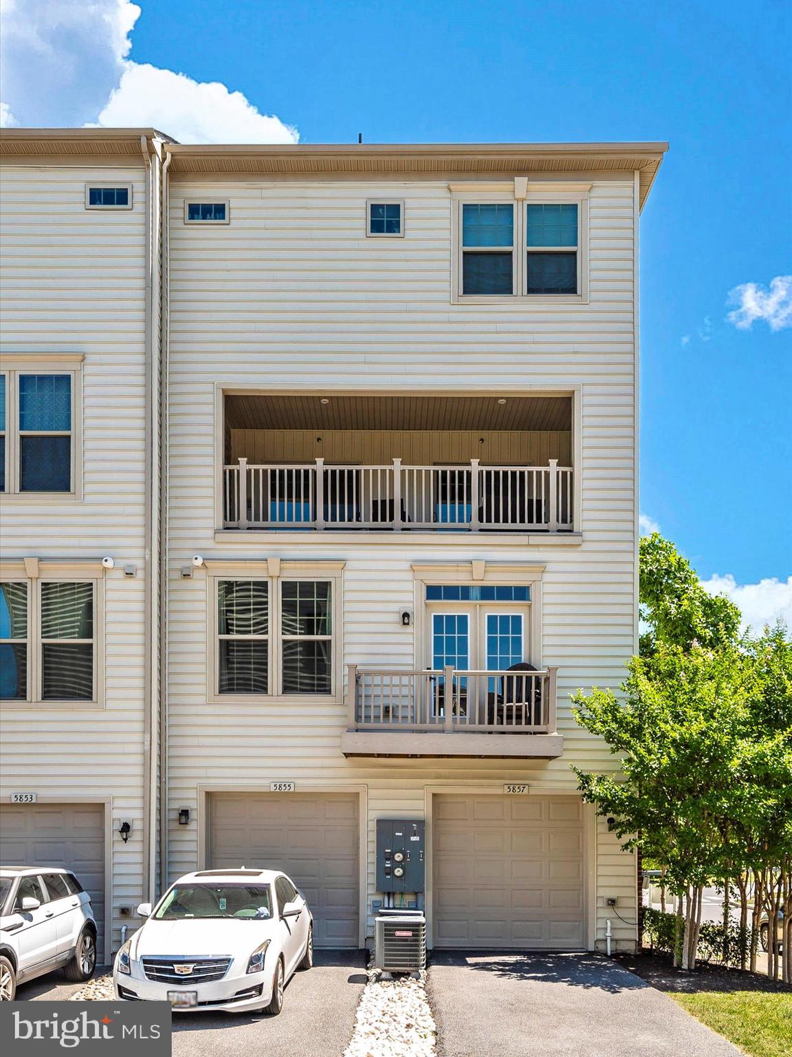 OAKDALE VILLAGE - Residential