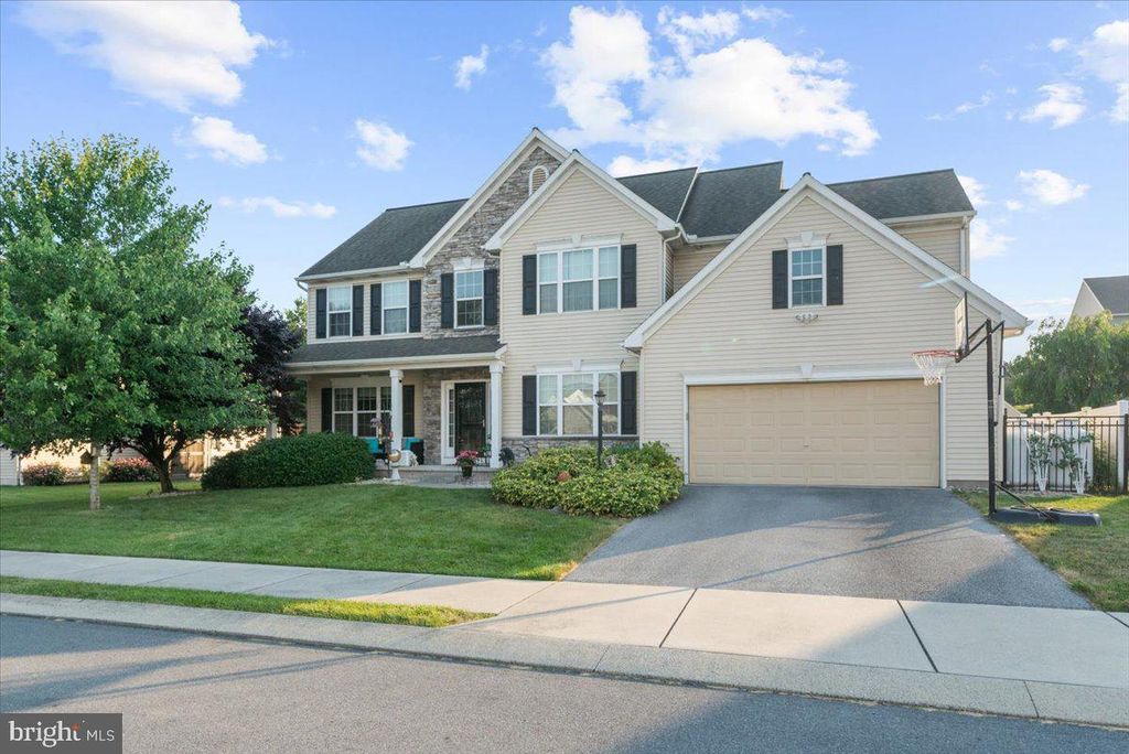 Photo of 82 Summerlyn Drive, Ephrata, PA 17522 (MLS # PALA2052500)