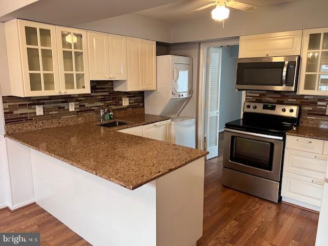 THE MEADOWS - Residential