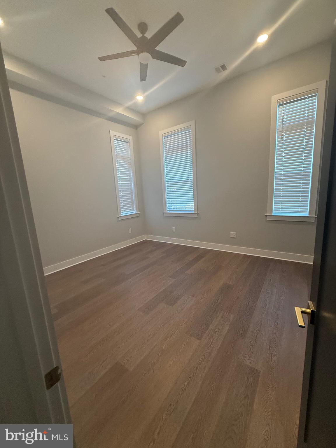 ROXBOROUGH - Residential Lease