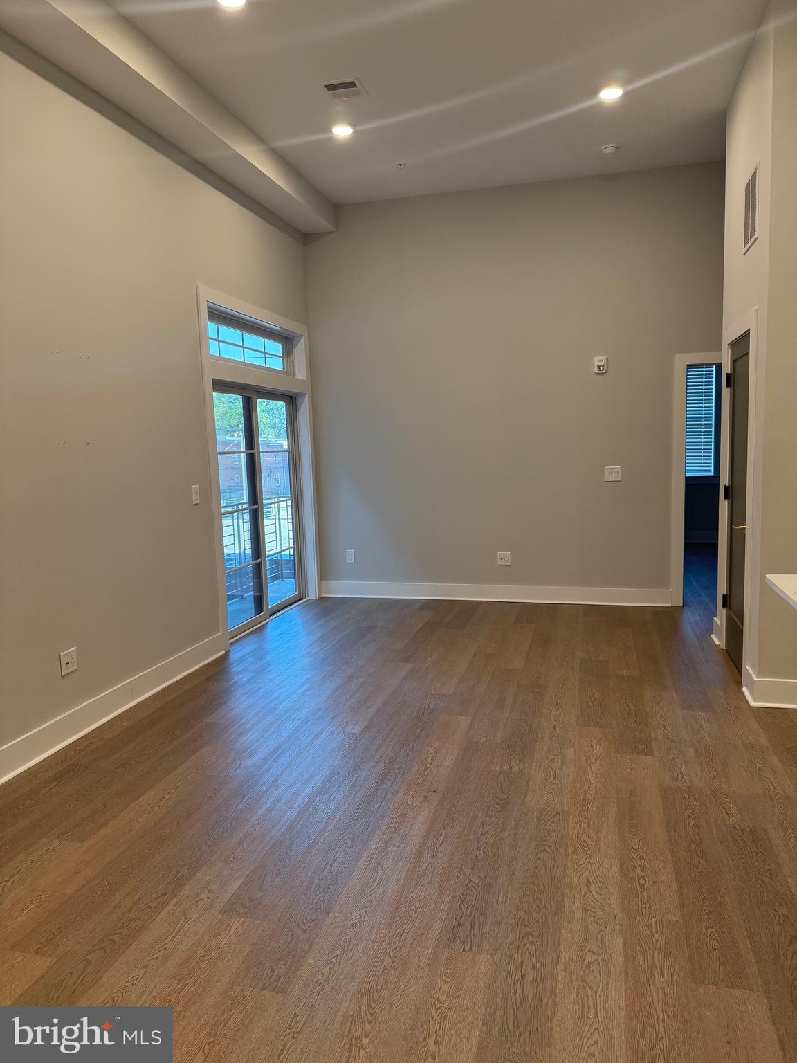 ROXBOROUGH - Residential Lease