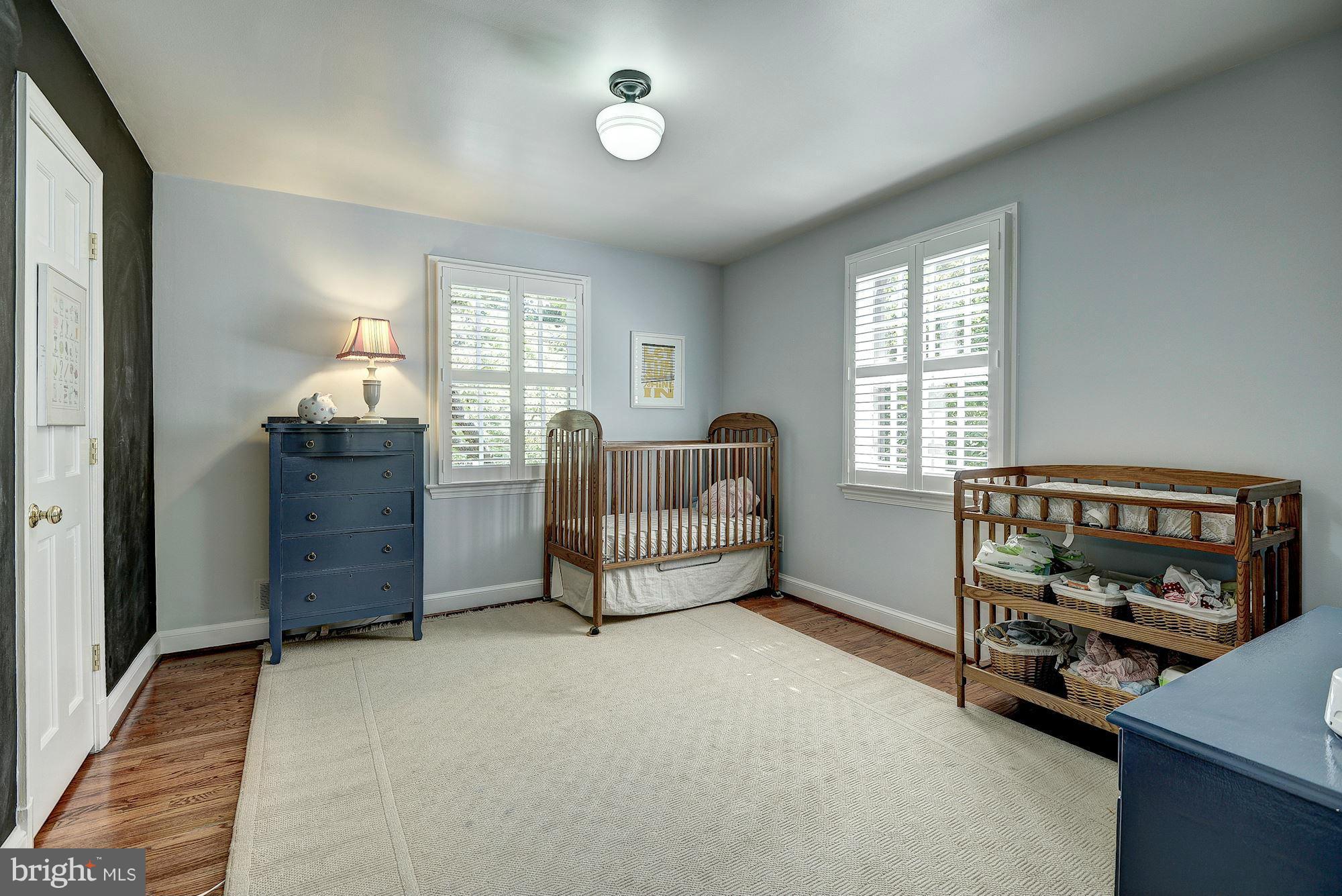 CHEVY CHASE - Residential