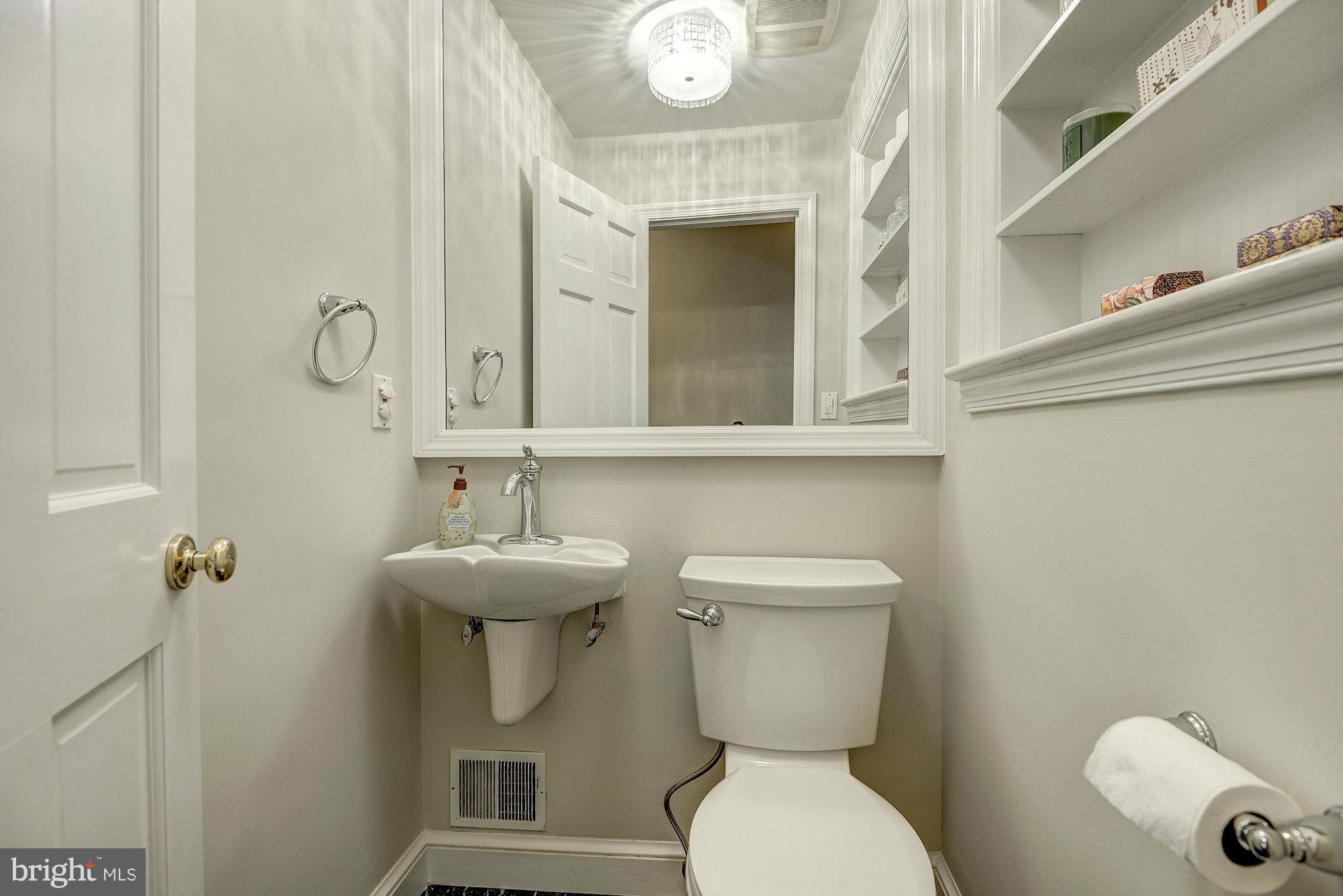 CHEVY CHASE - Residential