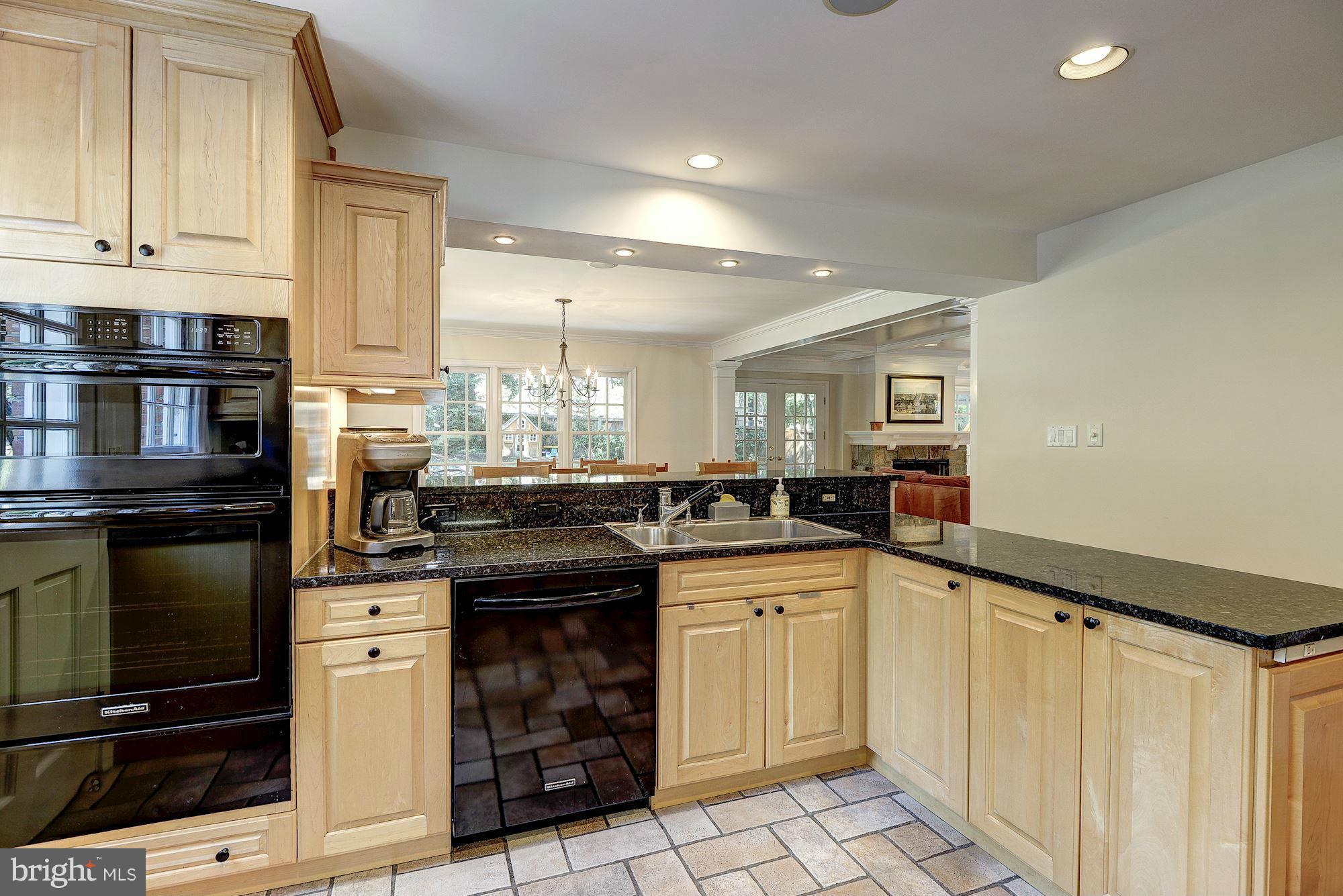 CHEVY CHASE - Residential