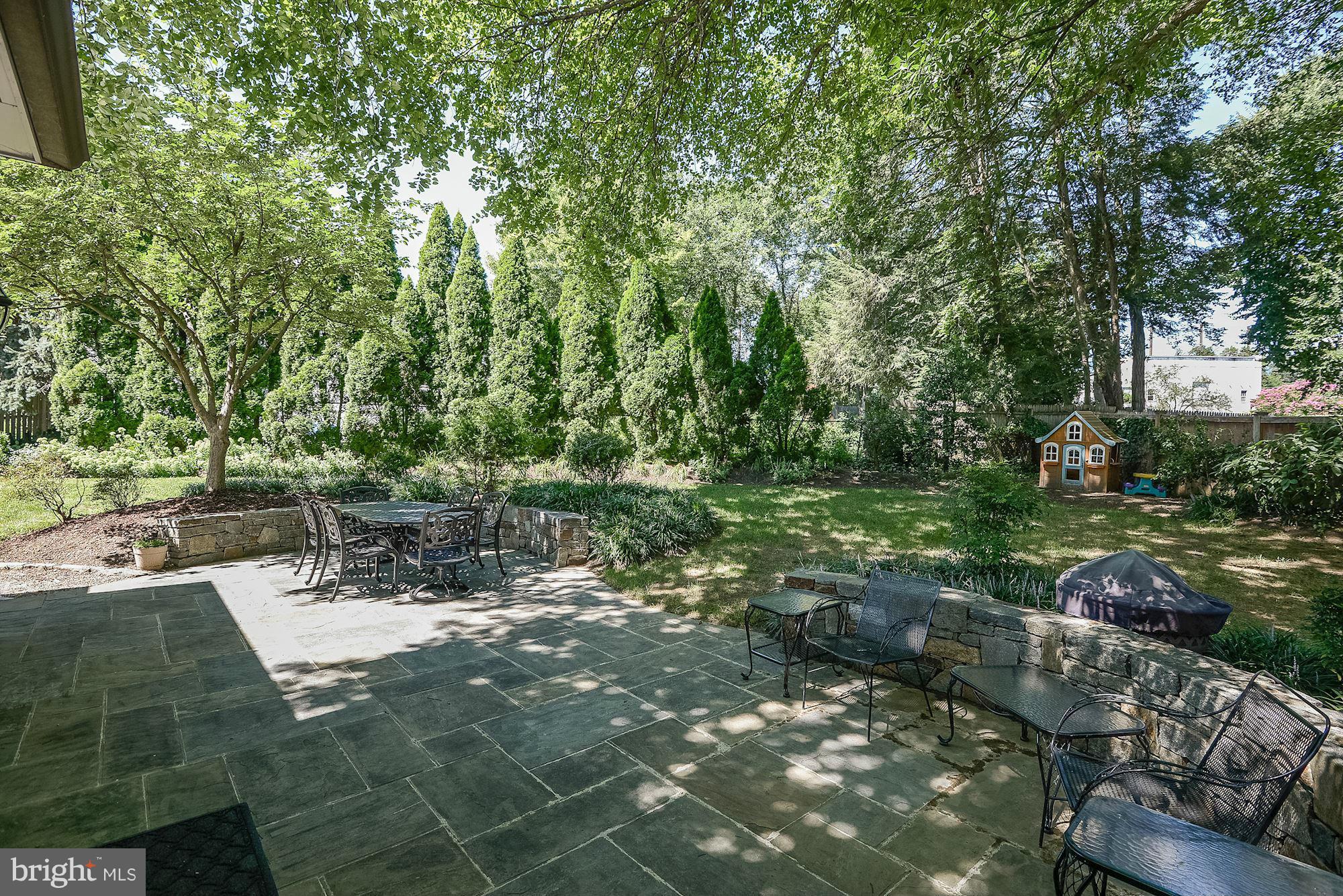 CHEVY CHASE - Residential