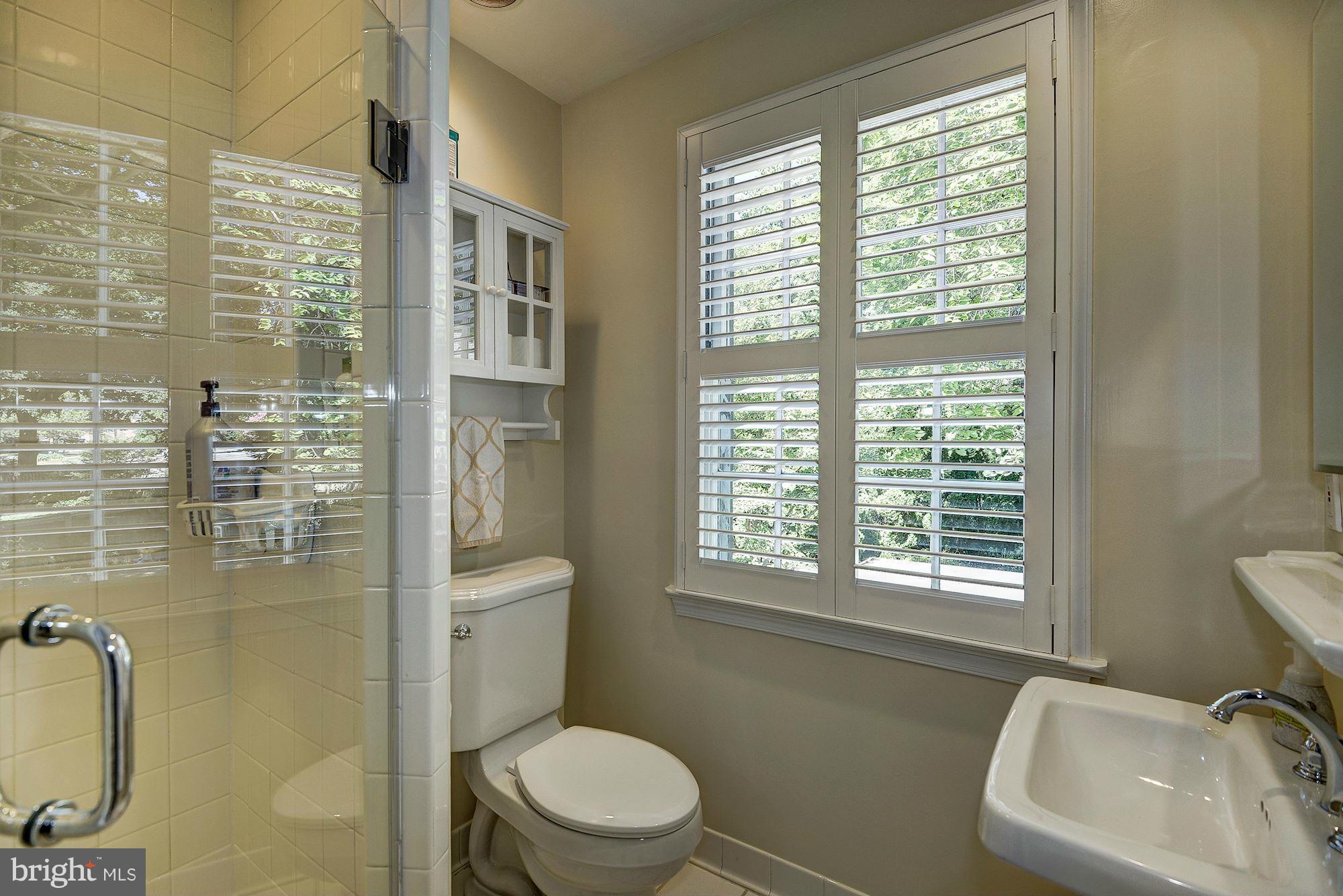 CHEVY CHASE - Residential