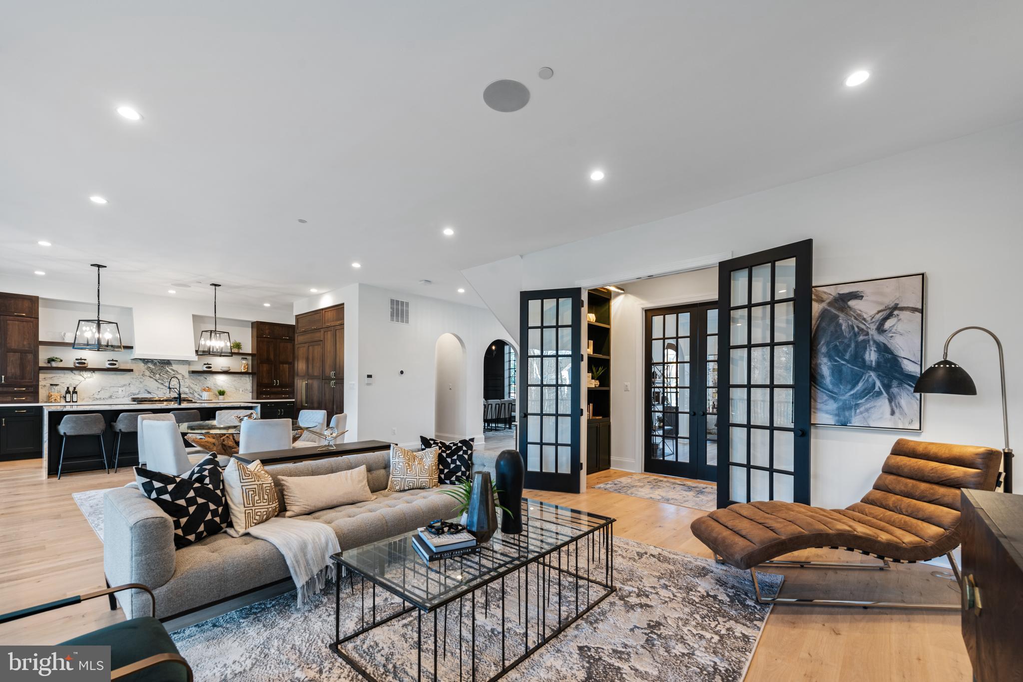 BARNABY WOODS - Residential