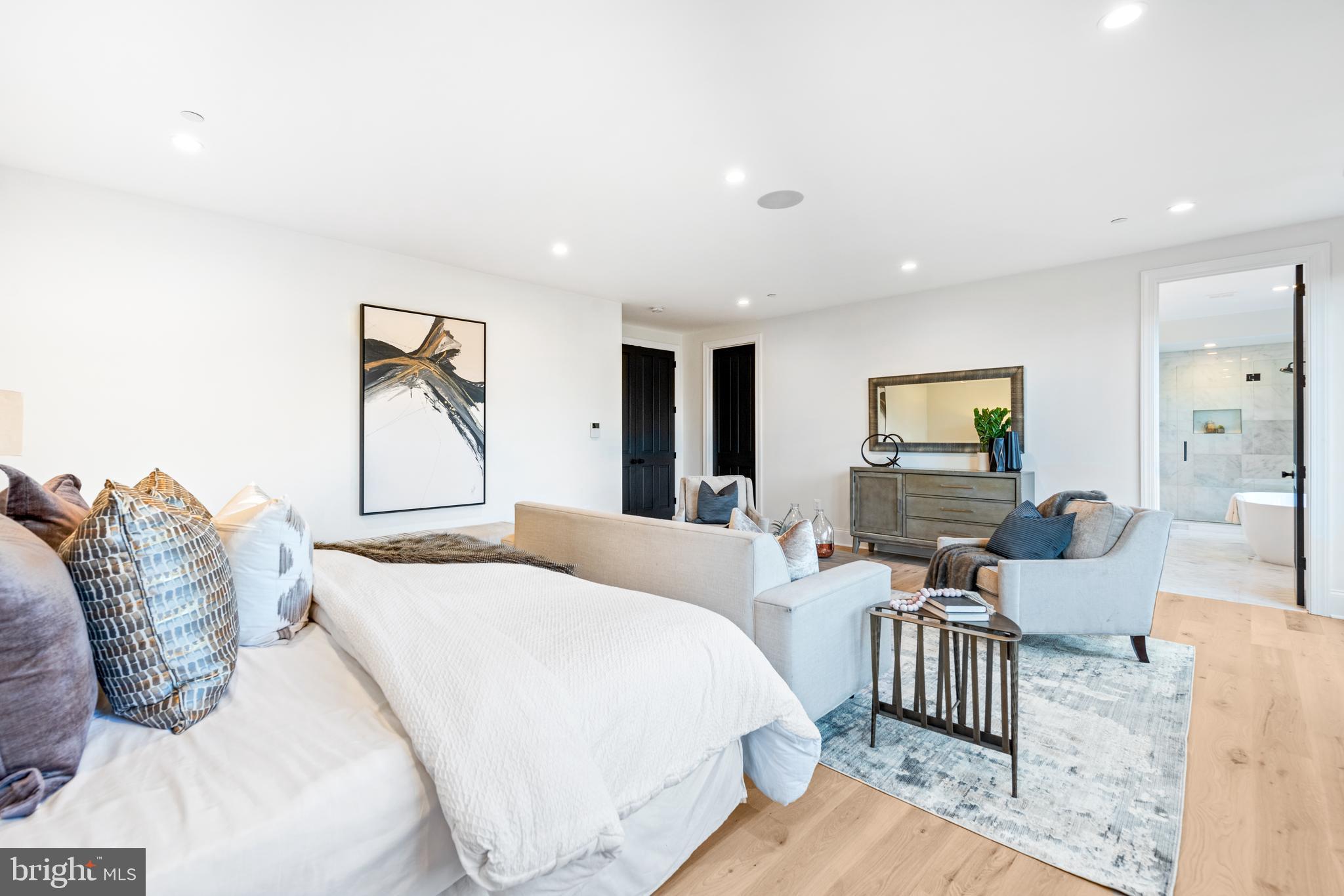 BARNABY WOODS - Residential
