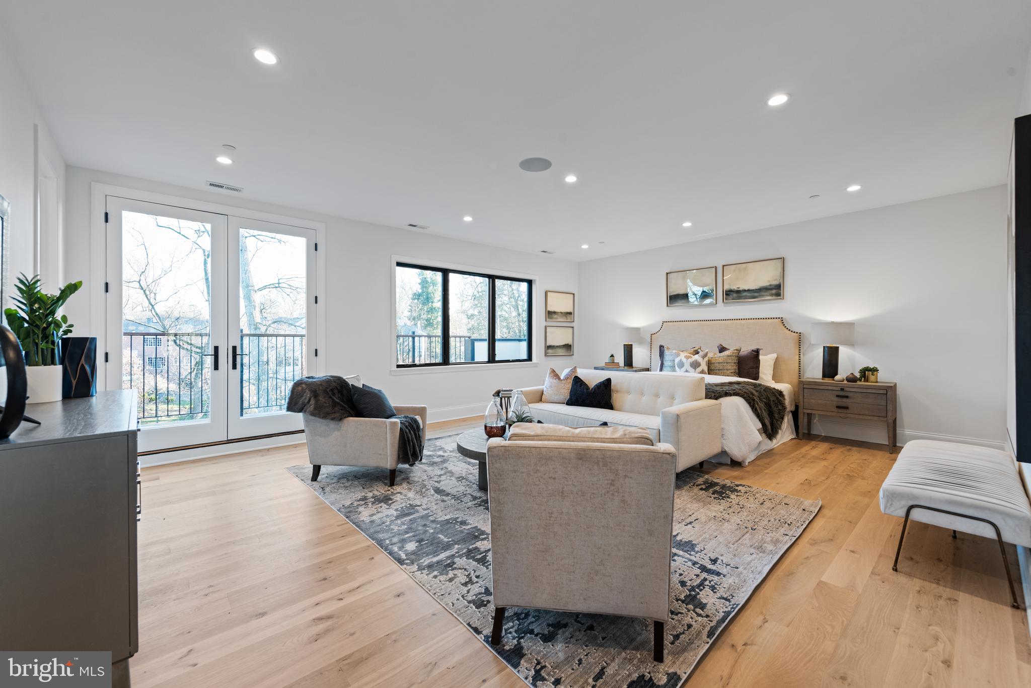 BARNABY WOODS - Residential