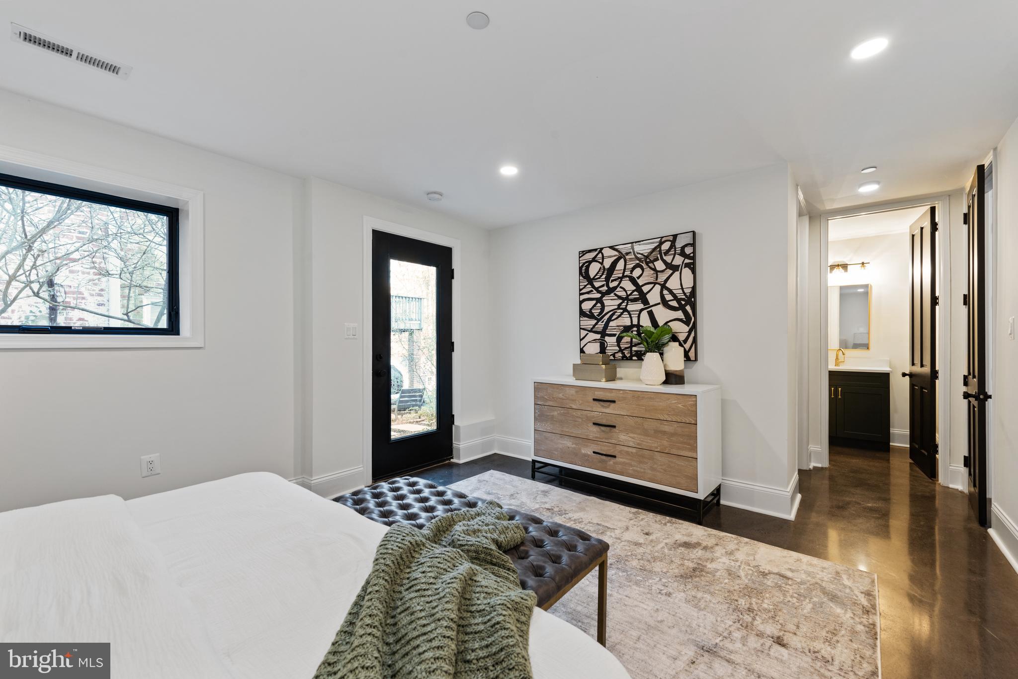 BARNABY WOODS - Residential