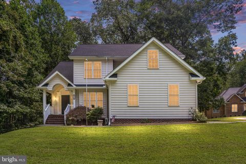 199 STONEWALL DRIVE FREDERICKSBURG VA 22401