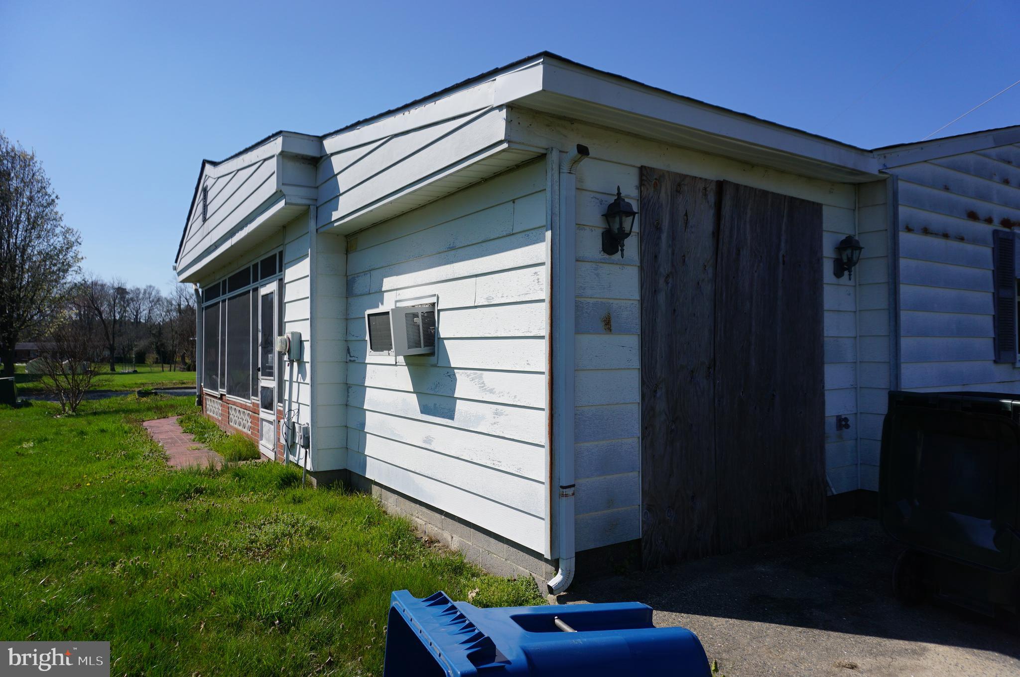 EASTON - Residential