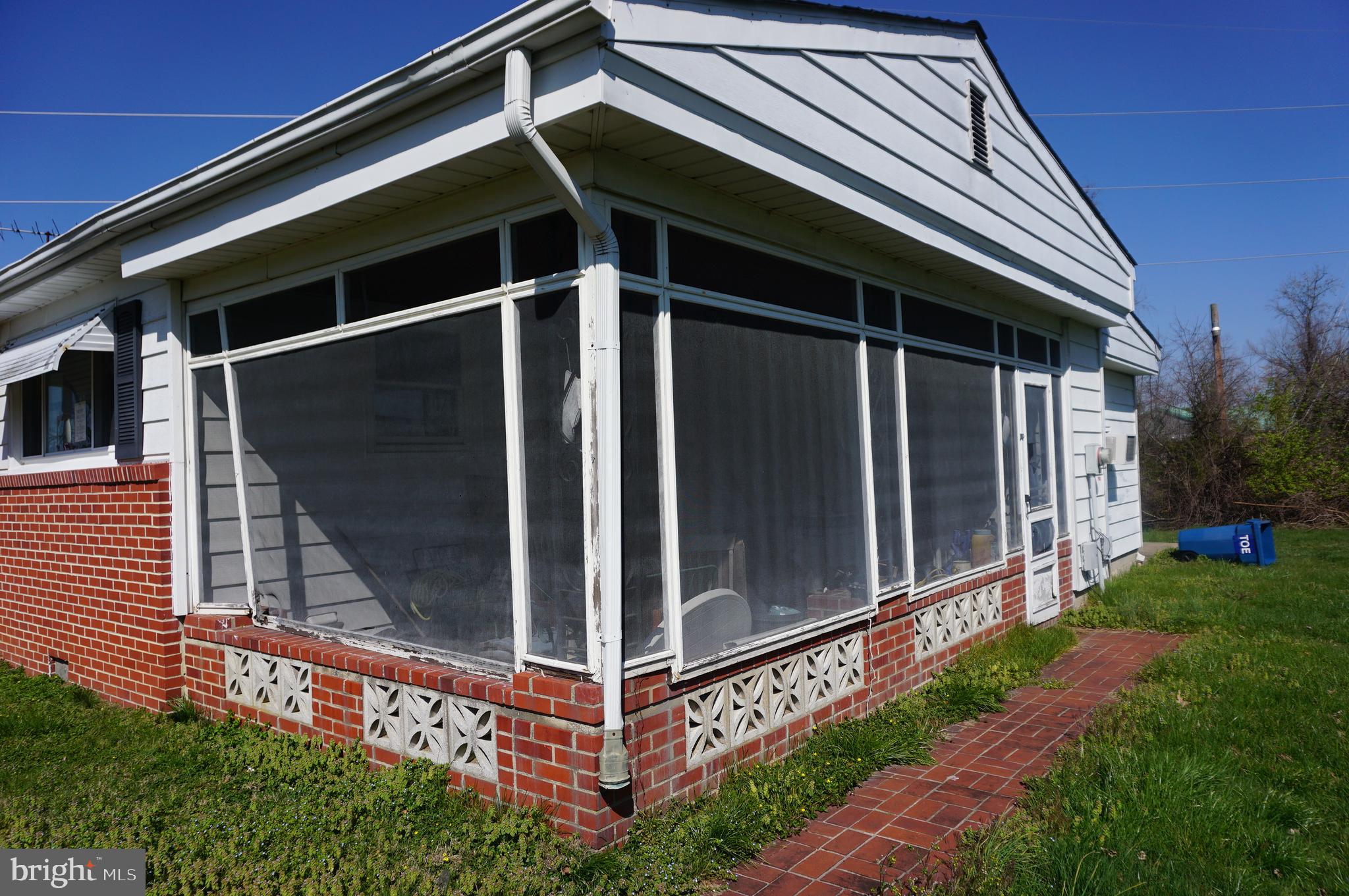 EASTON - Residential