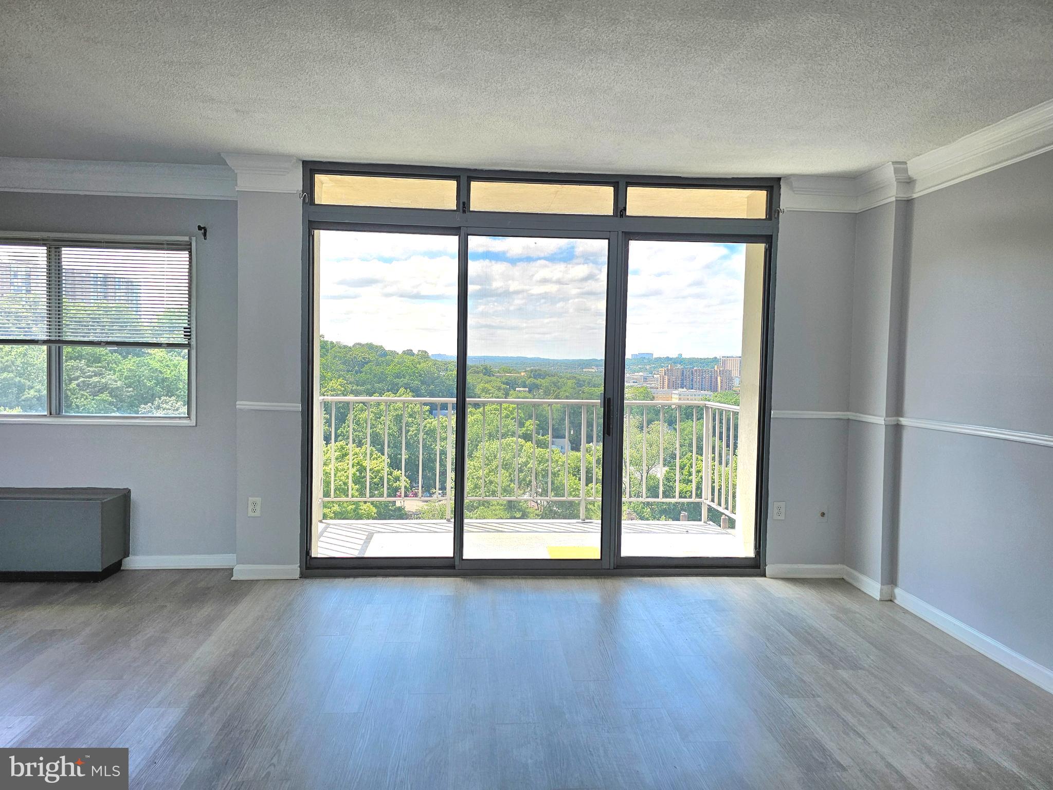 Spacious 550 SF studio w/large balcony and panoramic sunset view from the16th floor**Recently remodeled kitchen with white shaker cabinets, stainless appliances and butcher block counters**Freshly painted with laminate flooring**Thermopane SGD**Separate bed area**Large mirrored closets in bed area and foyer***NO pets/smoking**Tenant occupied, please schedule with Showing Time**Hunting Creek Club is a condo community conveniently located just five blocks from the Huntington Metro station with easy access to Rt 1, 495, Old Town Alexandria and National Airport. Near the foot of the Woodrow Wilson Bridge and just across the river from National Harbor and MGM, this location is also within a reasonable commute to the Pentagon, Ft. Myer, Bolling AFB and Ft. Belvoir. Just over five miles to National Landing, Reagan National Airport and Crystal City. It is also just a quick bike ride over to the Potomac River waterfront and the GW Parkway bike trail. HCC offers a 24-hour front desk, pool, tennis, parking and a laundry room on each floor, all behind a gated entry*Min 1 yr lease-tenant pays electric, $100 move-in fee and $200 elevator deposit**Should be available by 7/1/25