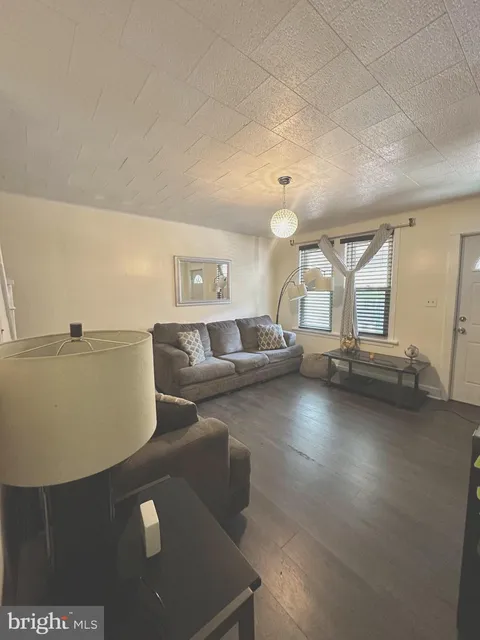 128 Vine Street, Trenton, NJ MLS: NJME2059498