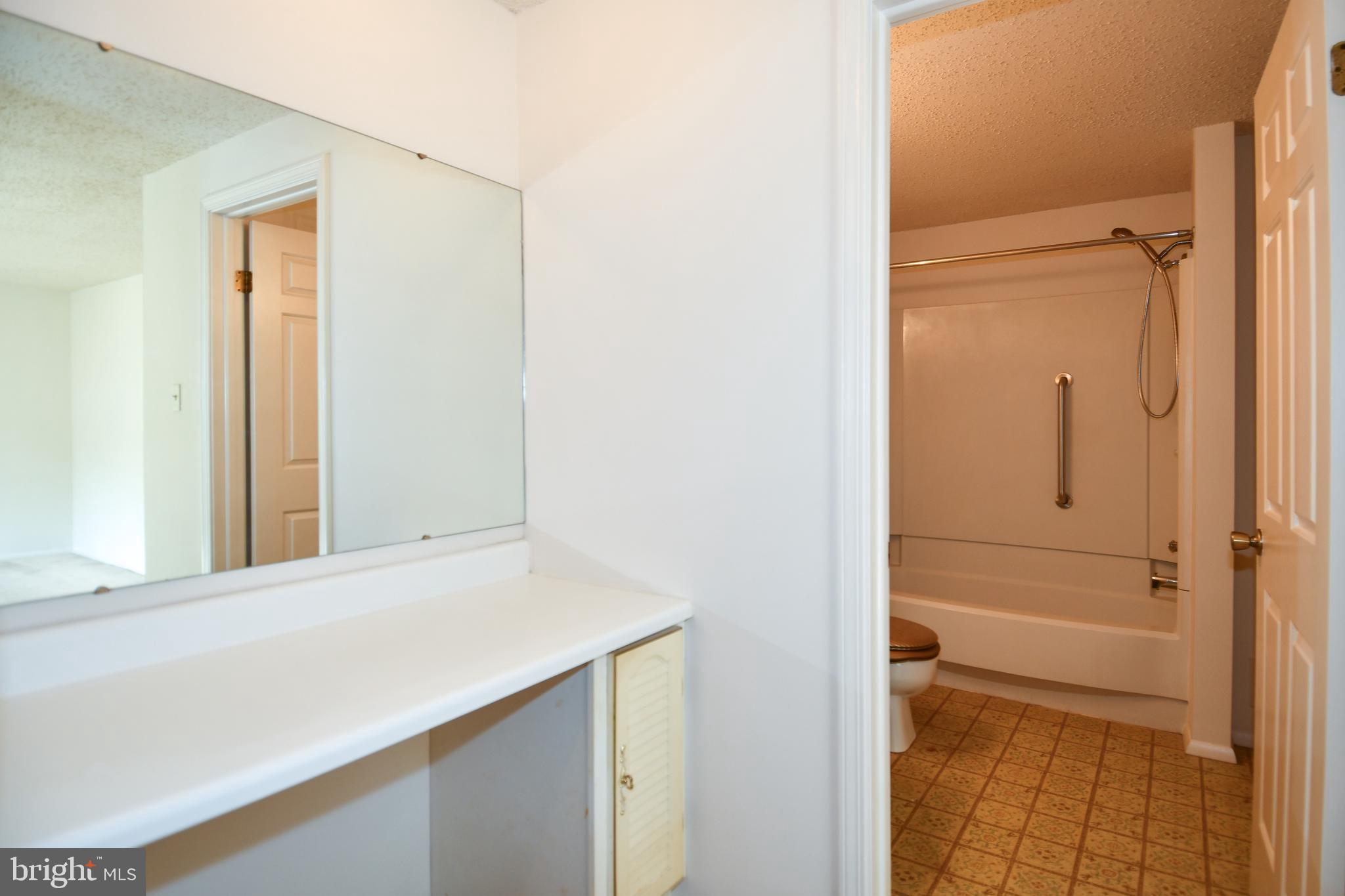 BURKE VILLAGE - Residential