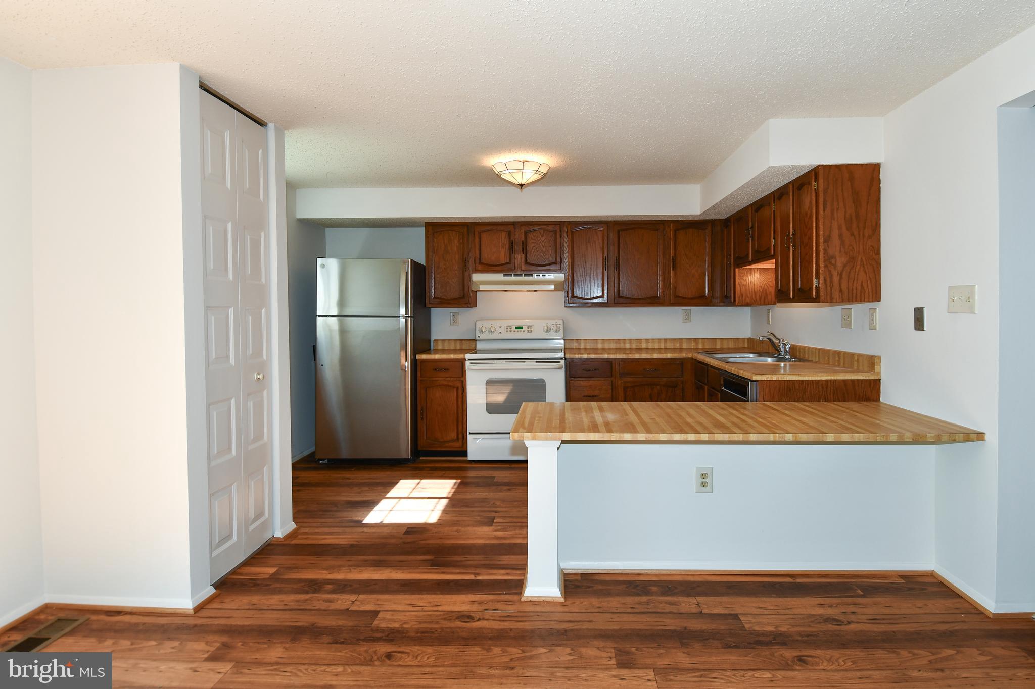 BURKE VILLAGE - Residential