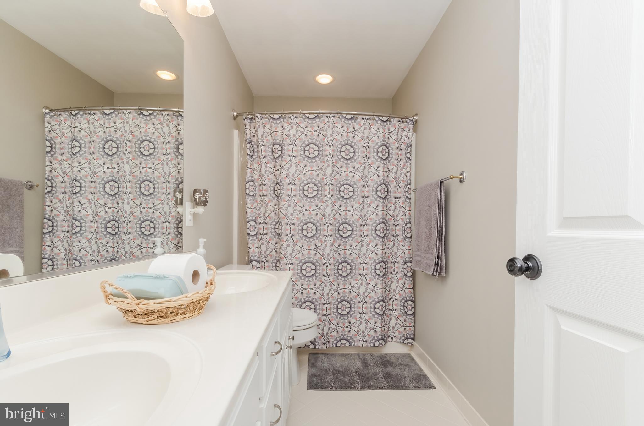 HARTWOOD - Residential