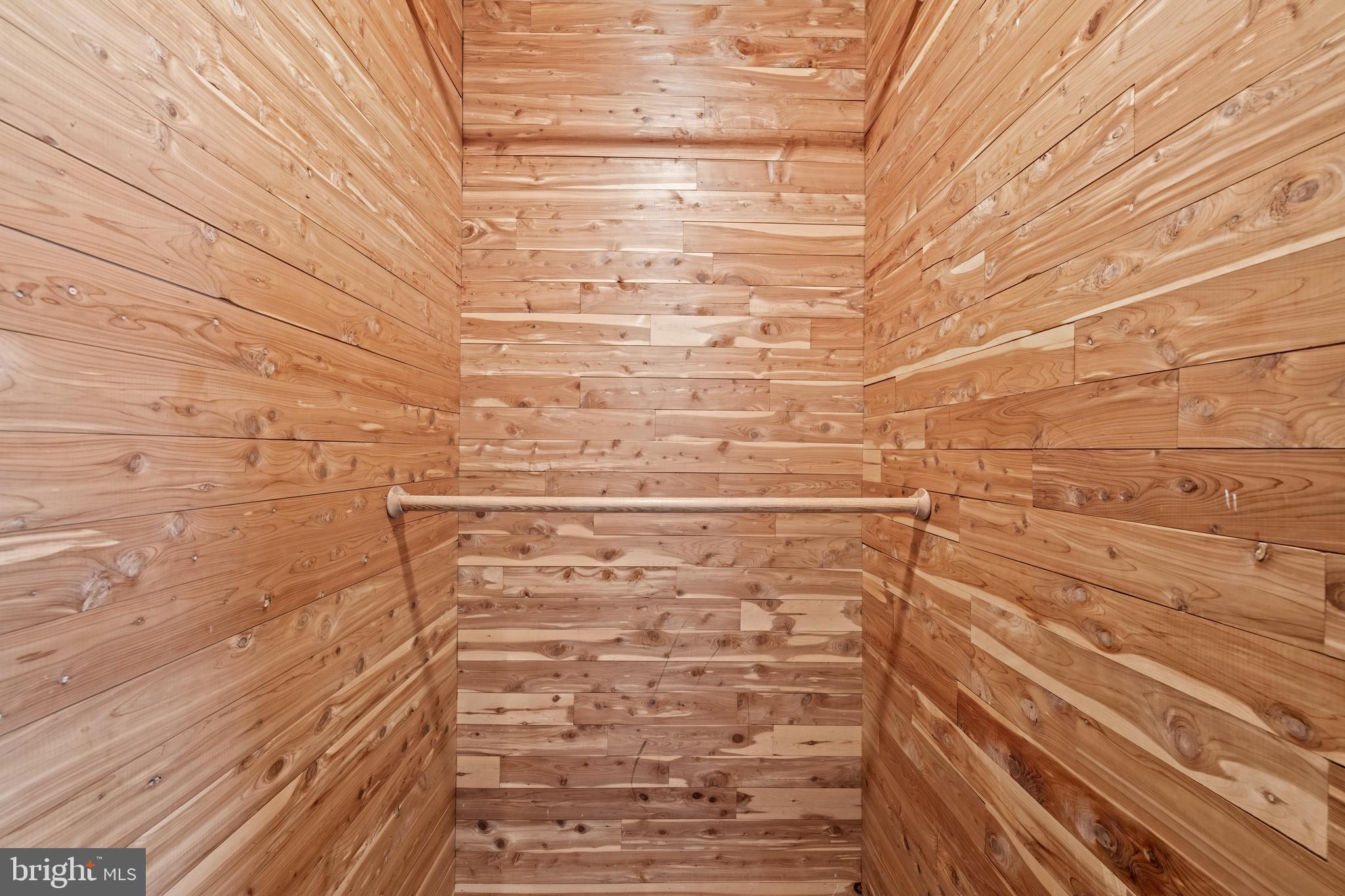 KENSINGTON ESTATES - Residential