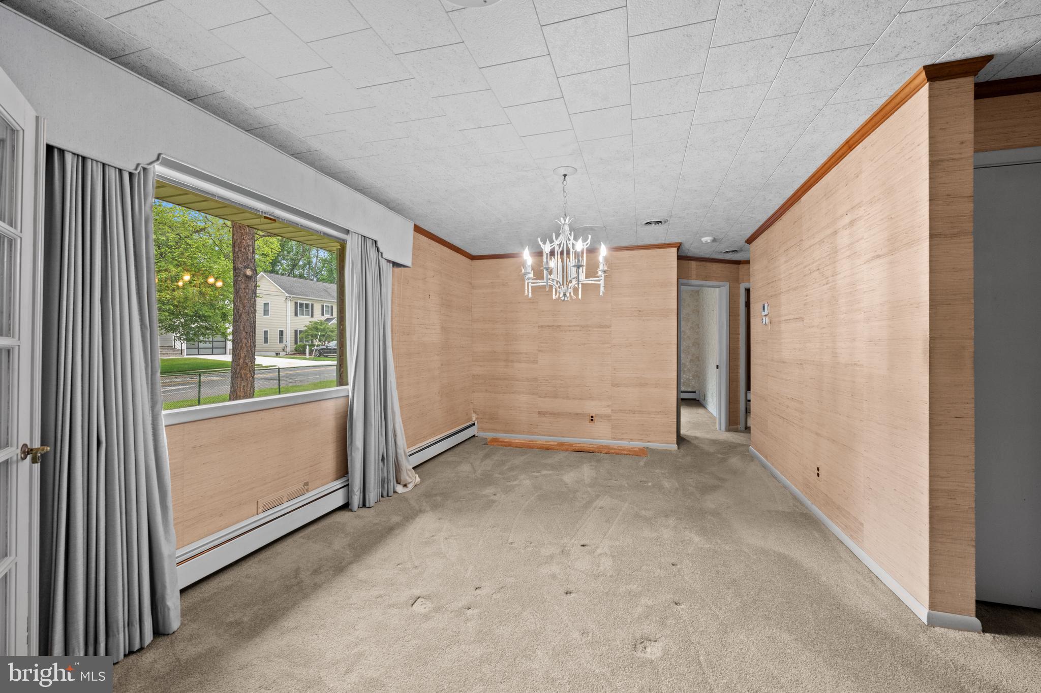 KENSINGTON ESTATES - Residential